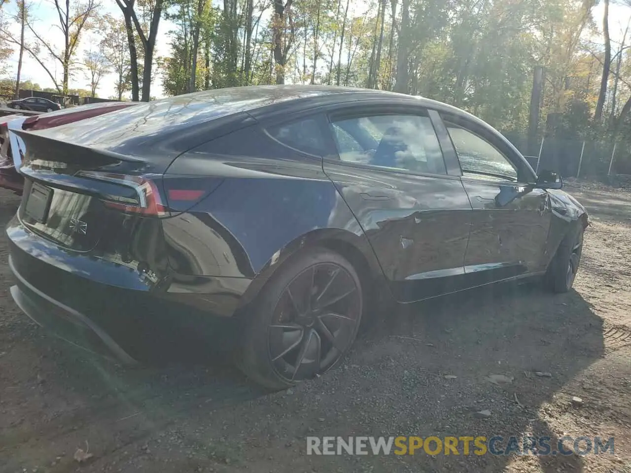 3 fotografías del automóvil dañado 5YJ3E1ET9RF809888 TESLA MODEL 3 2024