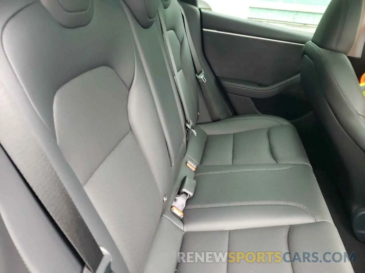 10 fotografías del automóvil dañado LRW3E7EB6RC135381 TESLA MODEL 3 2024