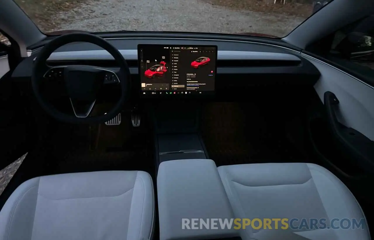 9 fotografías del automóvil dañado LRW3E7EB9RC105985 TESLA MODEL 3 2024