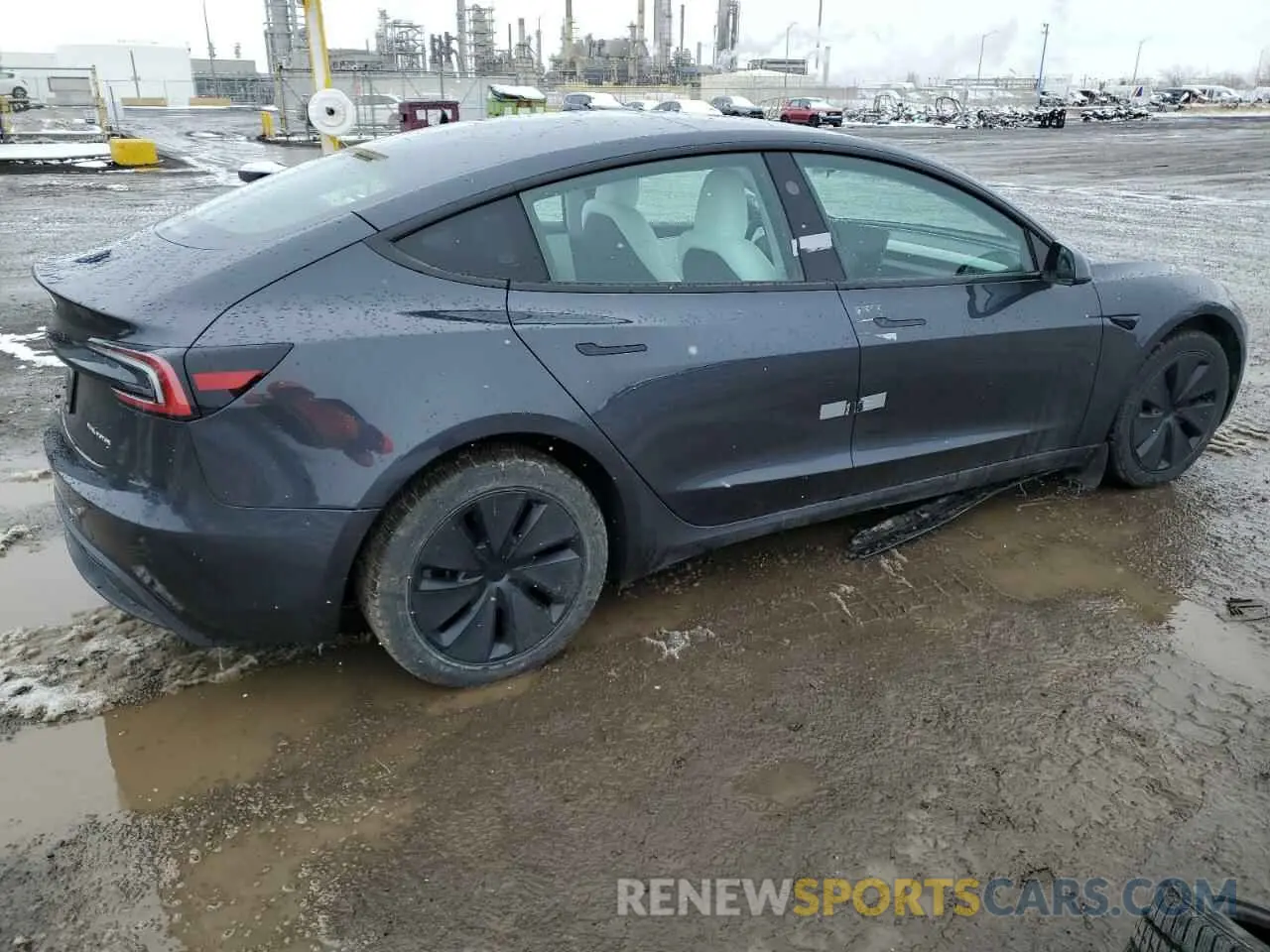 3 fotografías del automóvil dañado LRW3E7EBXRC135559 TESLA MODEL 3 2024