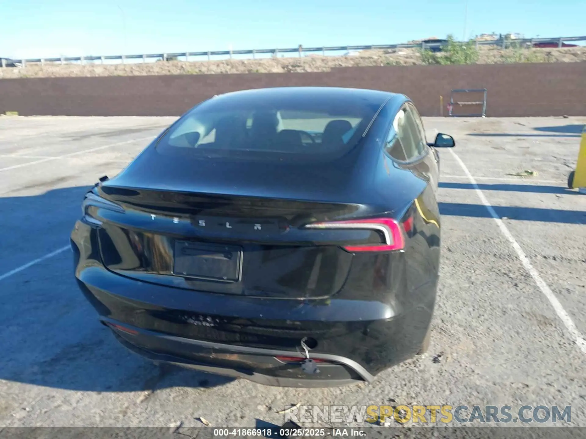15 fotografías del automóvil dañado 5YJ3E1EA0SF883396 TESLA MODEL 3 2025