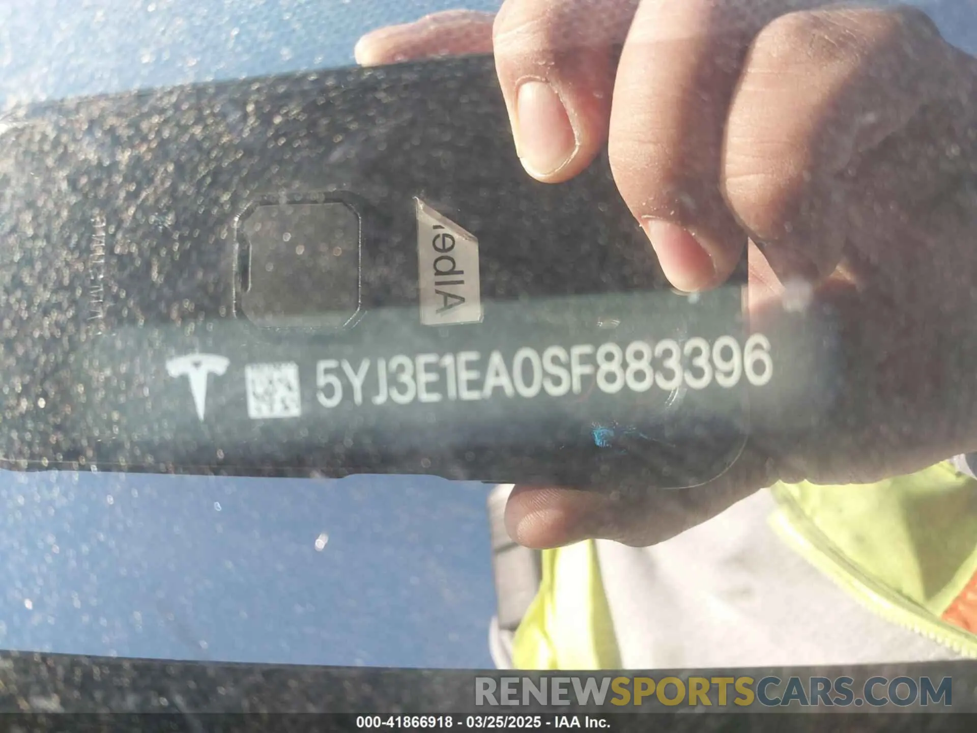 9 fotografías del automóvil dañado 5YJ3E1EA0SF883396 TESLA MODEL 3 2025