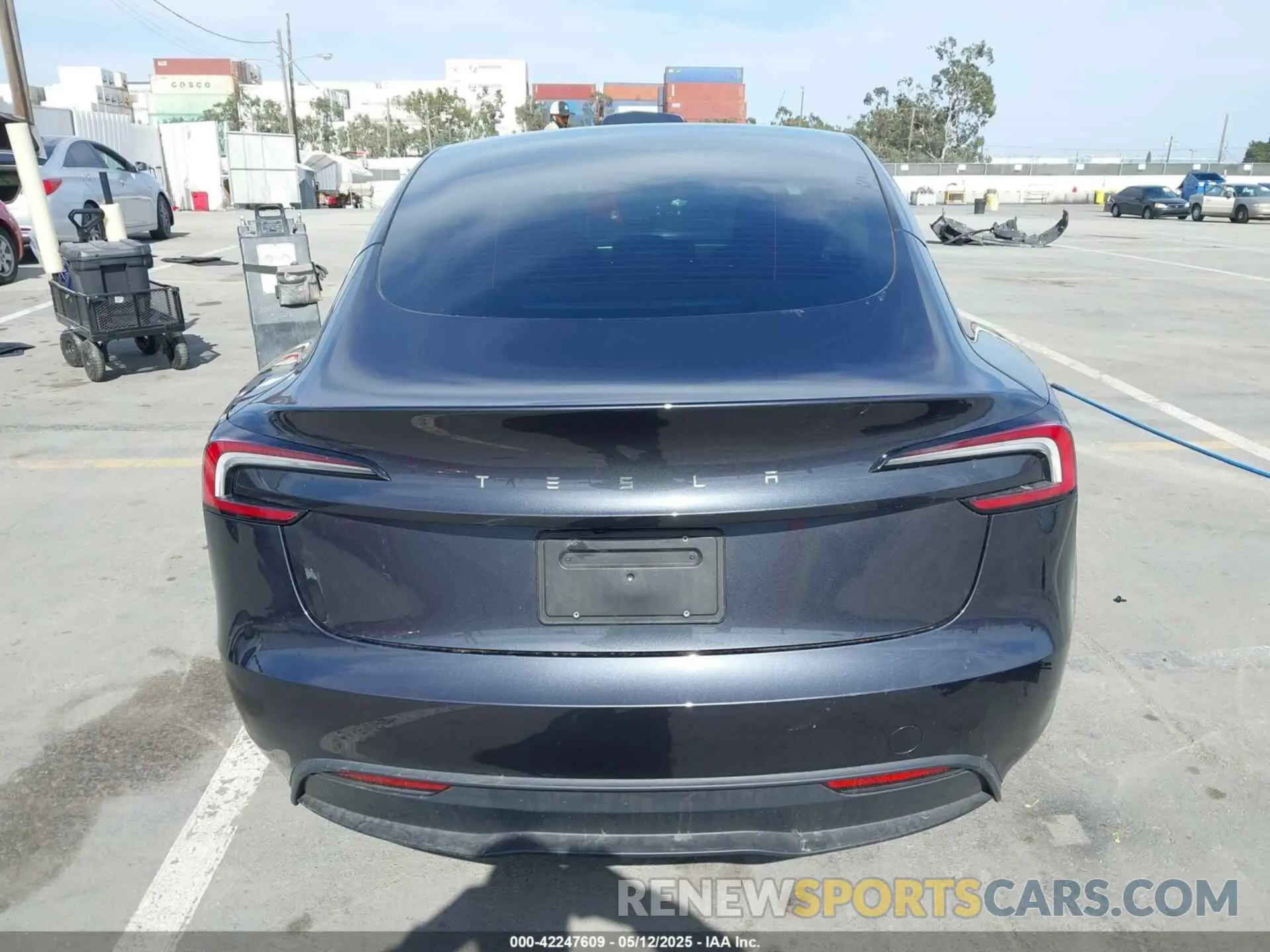 17 fotografías del automóvil dañado 5YJ3E1EA0SF915571 TESLA MODEL 3 2025