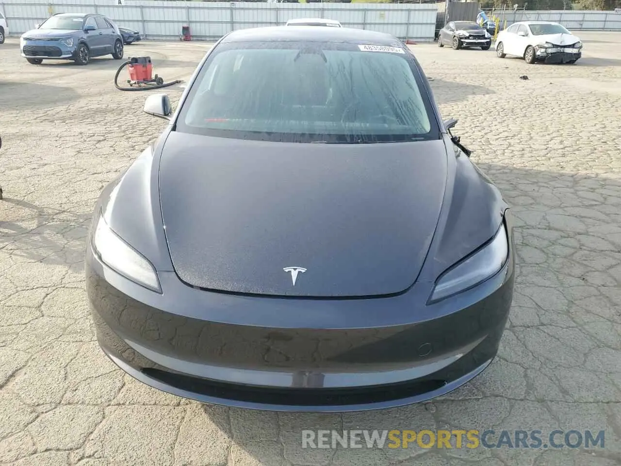 5 fotografías del automóvil dañado 5YJ3E1EA0SF922262 TESLA MODEL 3 2025