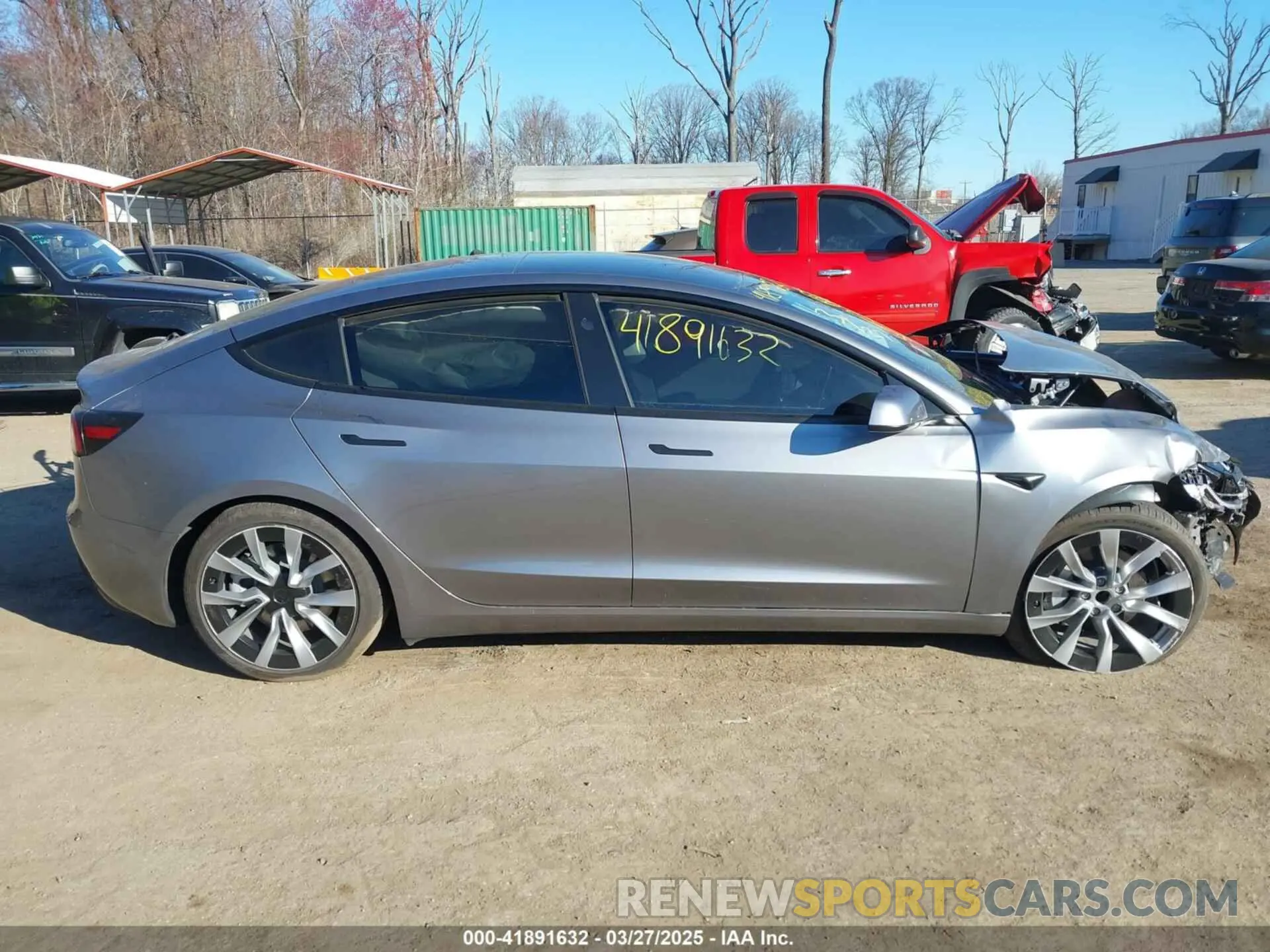 12 fotografías del automóvil dañado 5YJ3E1EA1SF877574 TESLA MODEL 3 2025