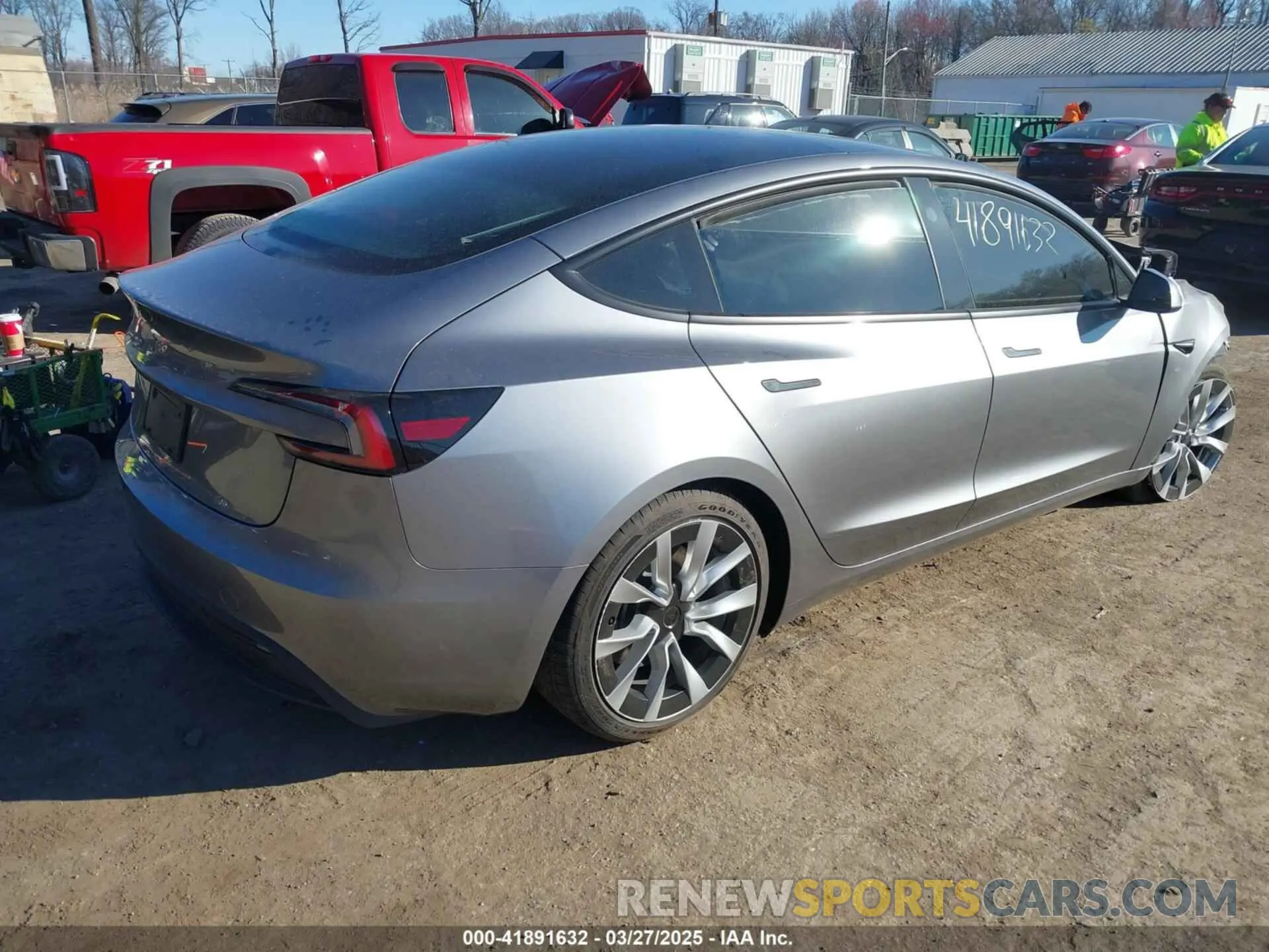 4 fotografías del automóvil dañado 5YJ3E1EA1SF877574 TESLA MODEL 3 2025