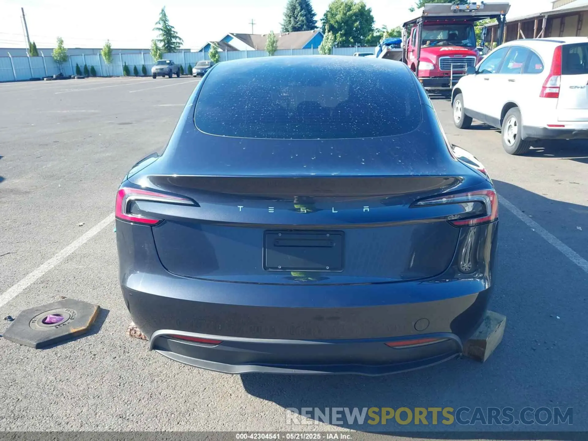 17 fotografías del automóvil dañado 5YJ3E1EA1SF905518 TESLA MODEL 3 2025