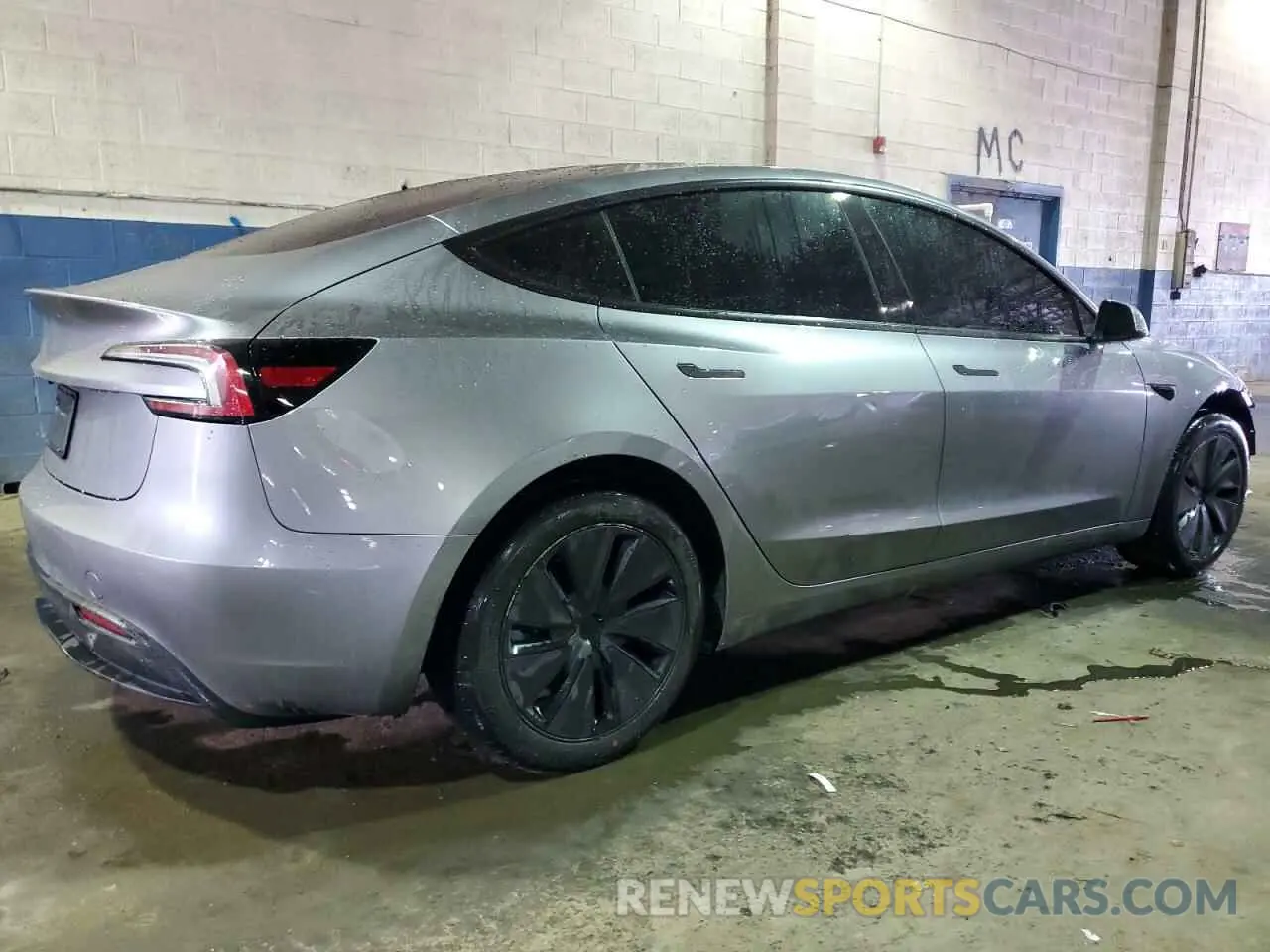 3 fotografías del automóvil dañado 5YJ3E1EA1SF925543 TESLA MODEL 3 2025