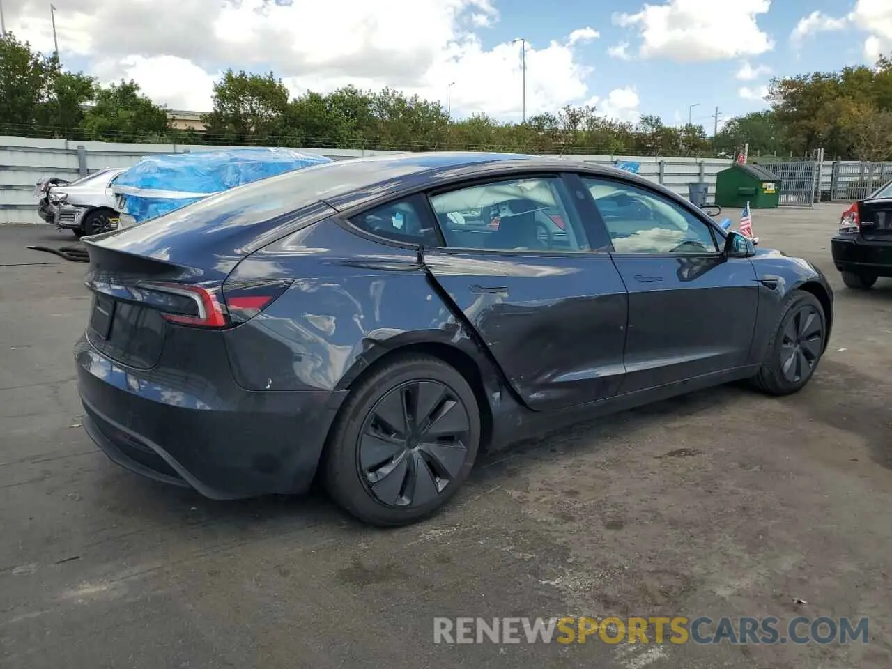 3 fotografías del automóvil dañado 5YJ3E1EA1SF938356 TESLA MODEL 3 2025