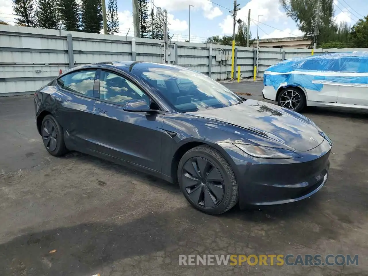4 fotografías del automóvil dañado 5YJ3E1EA1SF938356 TESLA MODEL 3 2025