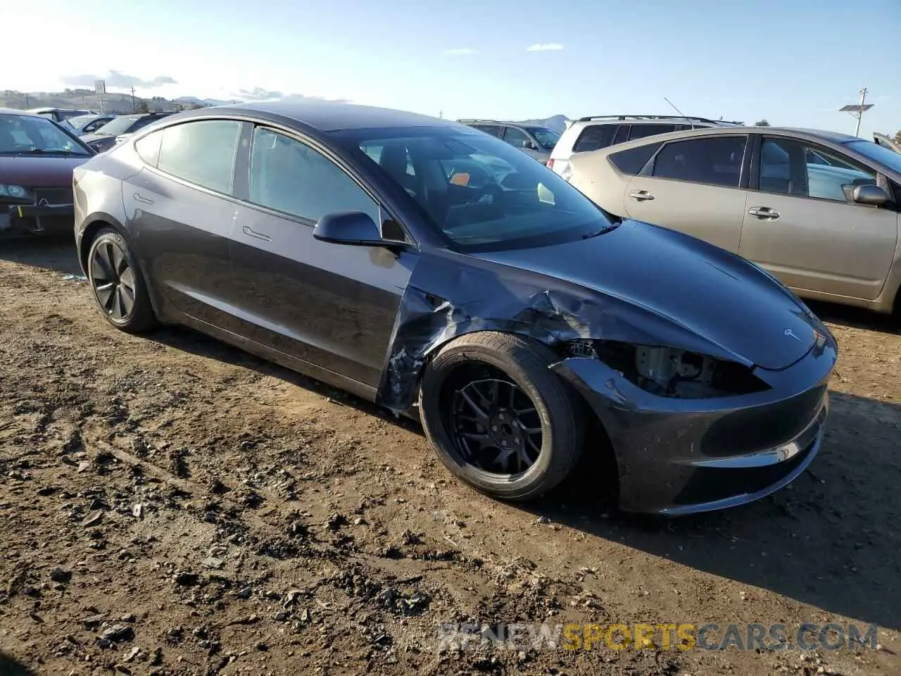 4 fotografías del automóvil dañado 5YJ3E1EA3SF919453 TESLA MODEL 3 2025