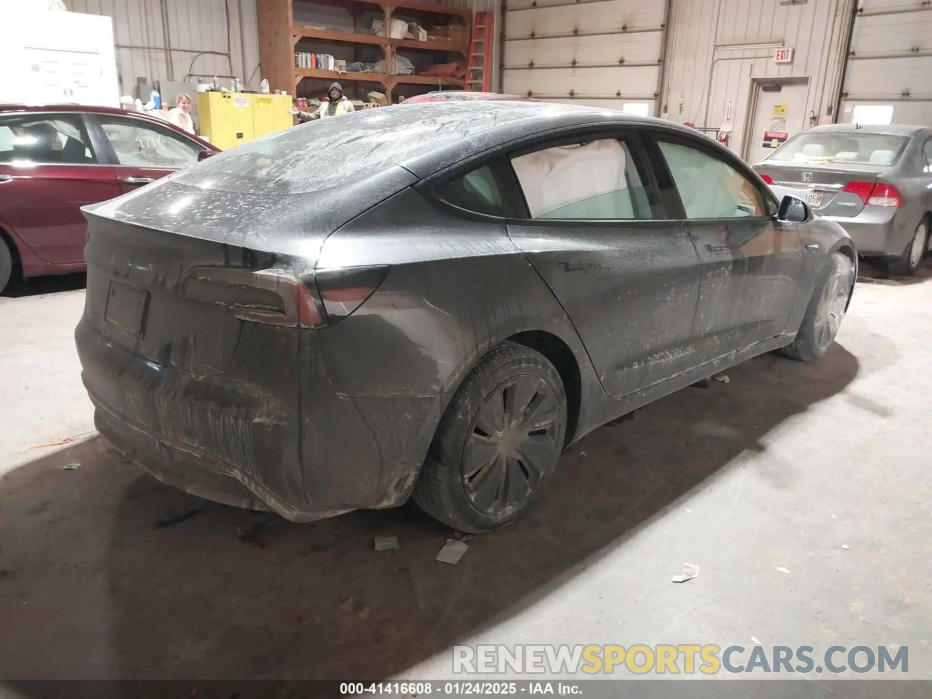 4 fotografías del automóvil dañado 5YJ3E1EA4SF913869 TESLA MODEL 3 2025