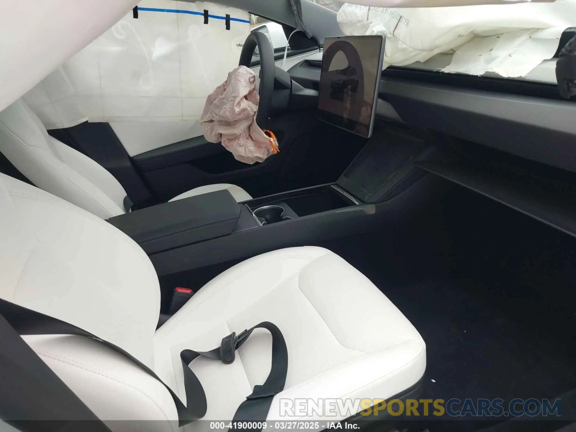 5 fotografías del automóvil dañado 5YJ3E1EA4SF966099 TESLA MODEL 3 2025