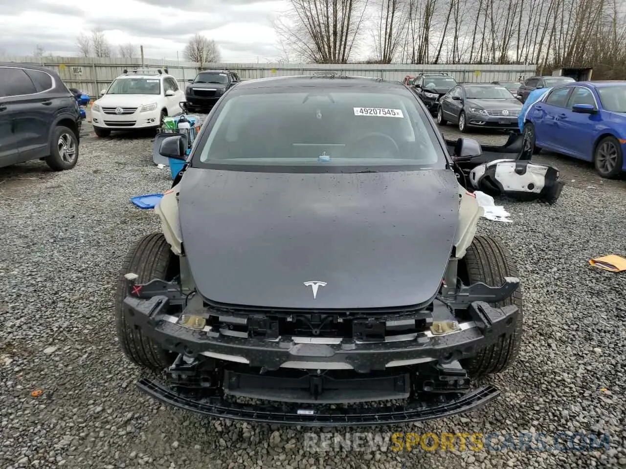5 fotografías del automóvil dañado 5YJ3E1EA5SF889727 TESLA MODEL 3 2025