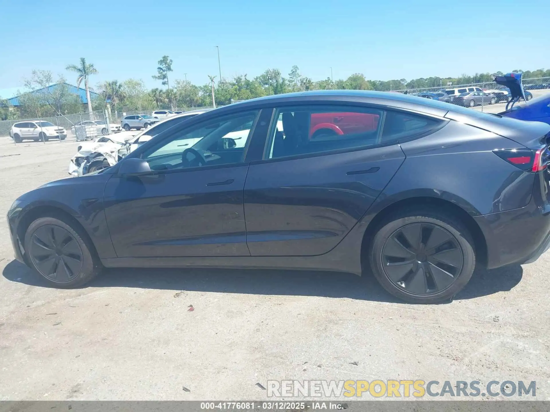14 fotografías del automóvil dañado 5YJ3E1EA5SF902847 TESLA MODEL 3 2025