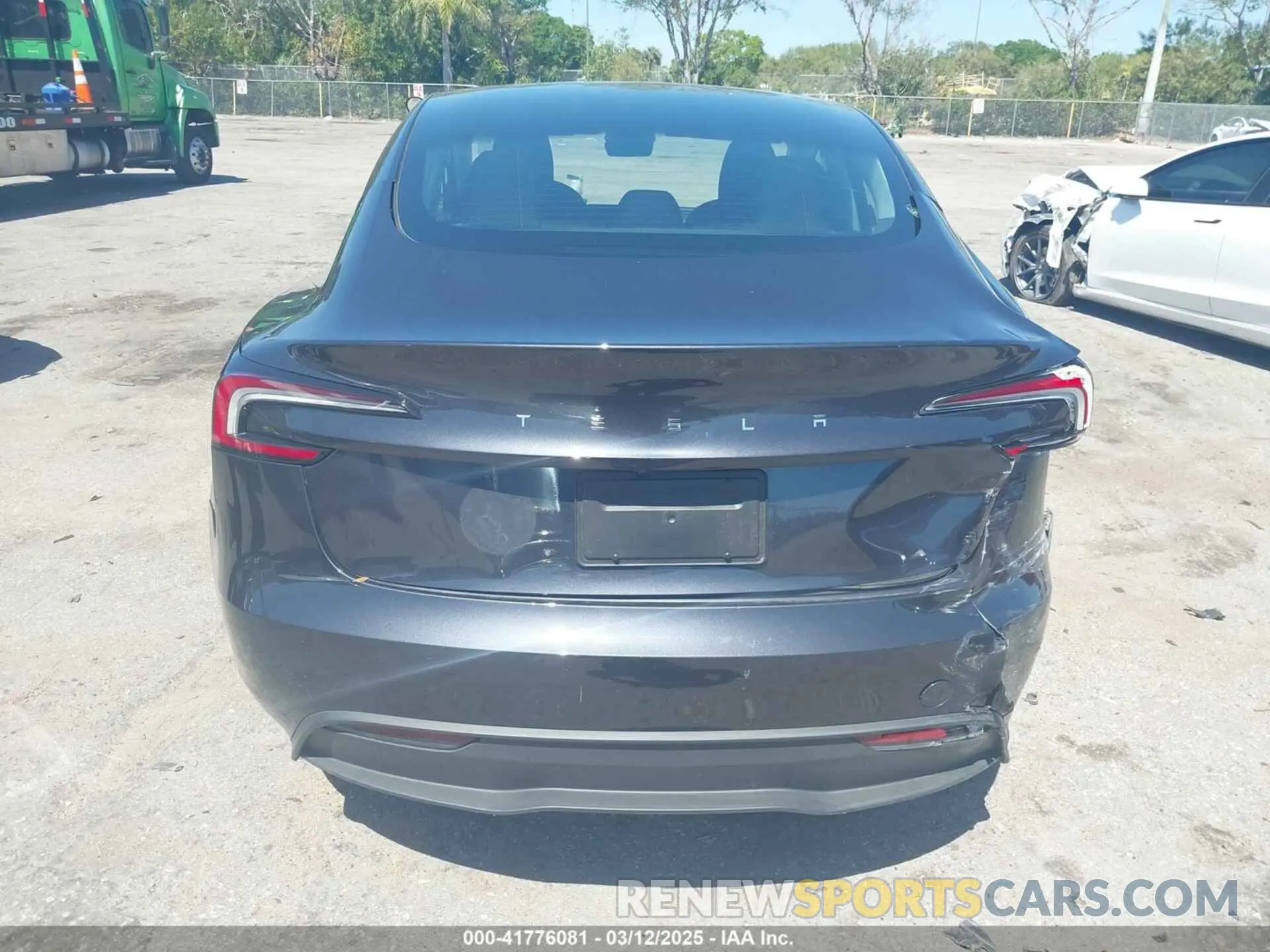 16 fotografías del automóvil dañado 5YJ3E1EA5SF902847 TESLA MODEL 3 2025
