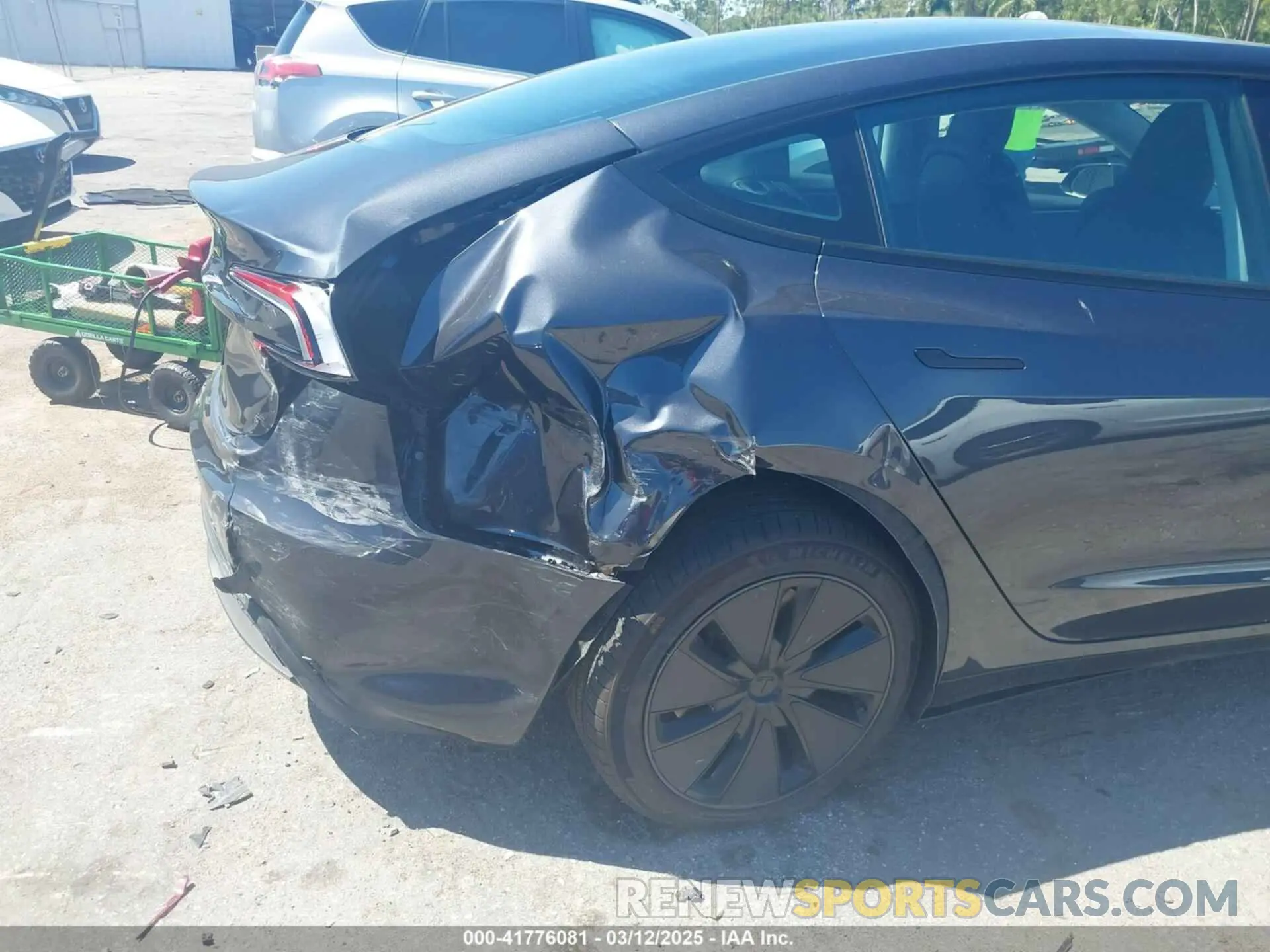 6 fotografías del automóvil dañado 5YJ3E1EA5SF902847 TESLA MODEL 3 2025