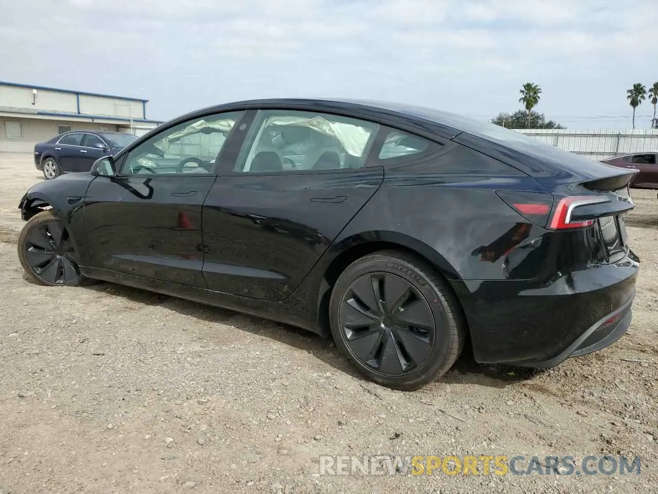 2 fotografías del automóvil dañado 5YJ3E1EA5SF909555 TESLA MODEL 3 2025