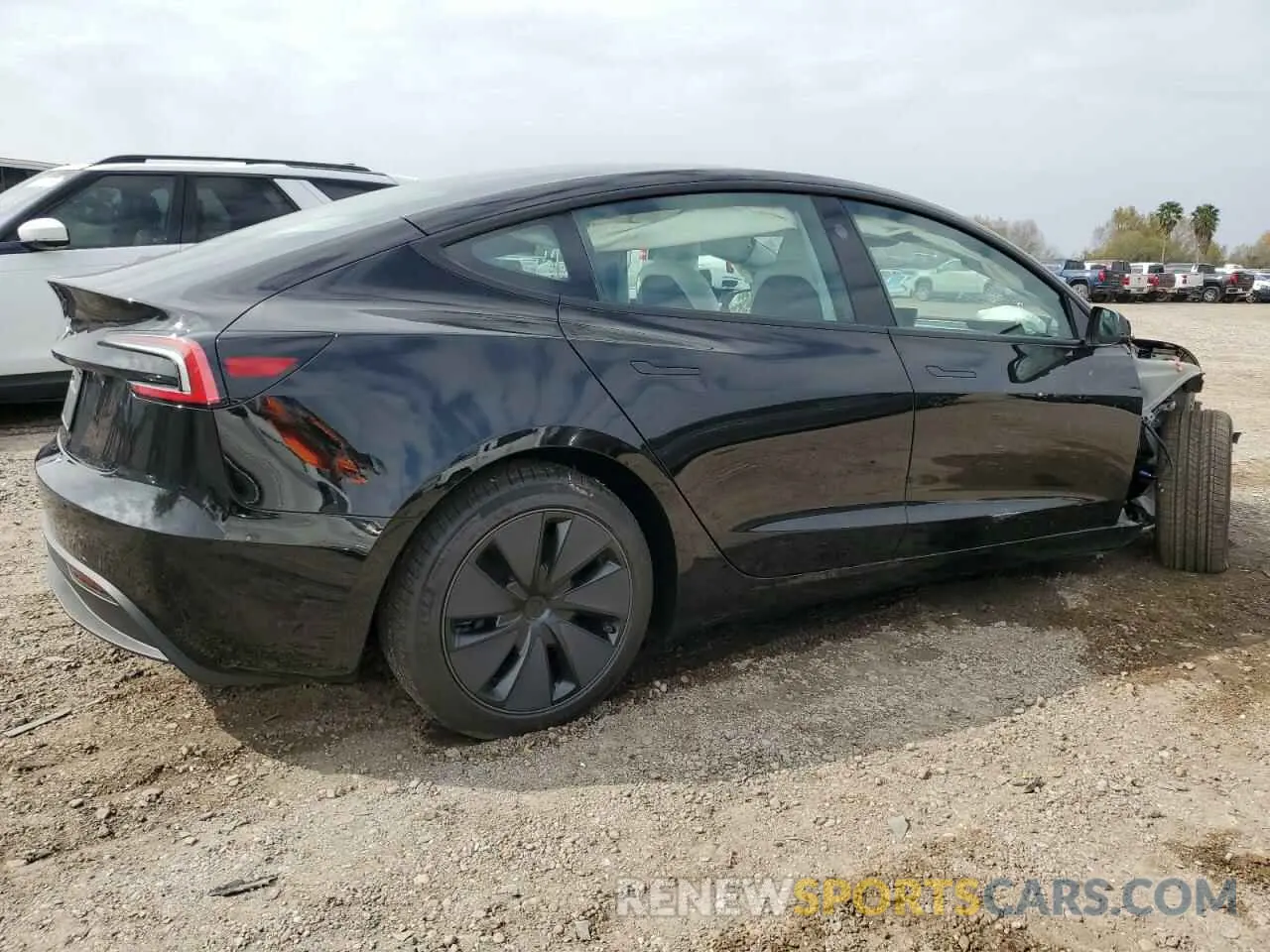 3 fotografías del automóvil dañado 5YJ3E1EA5SF909555 TESLA MODEL 3 2025