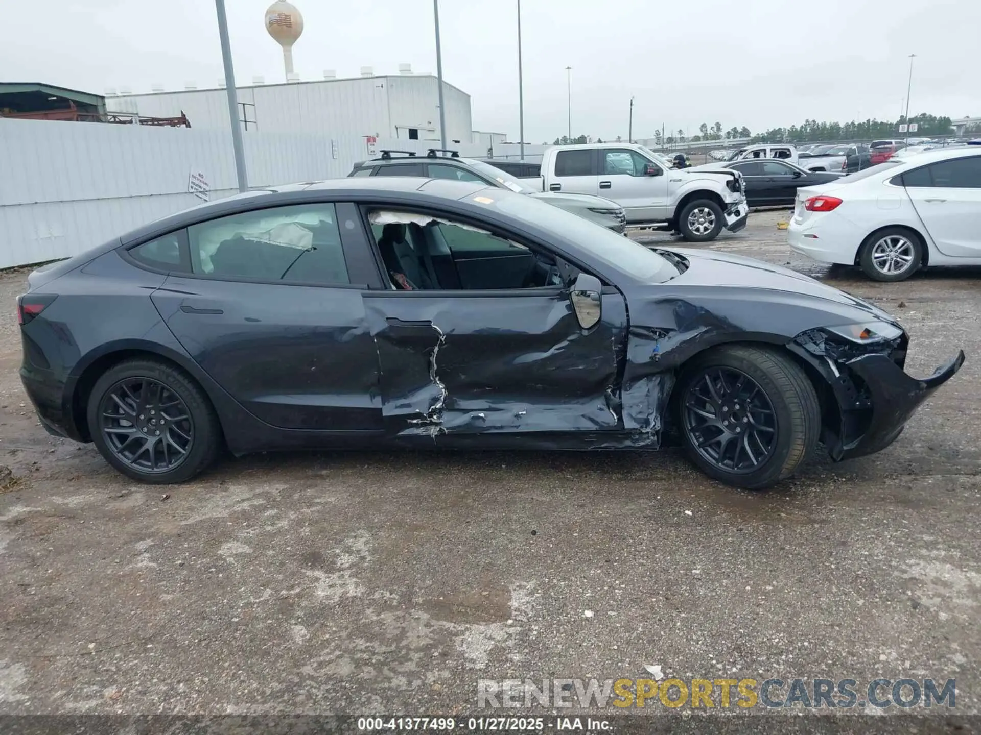 14 fotografías del automóvil dañado 5YJ3E1EA6SF885539 TESLA MODEL 3 2025