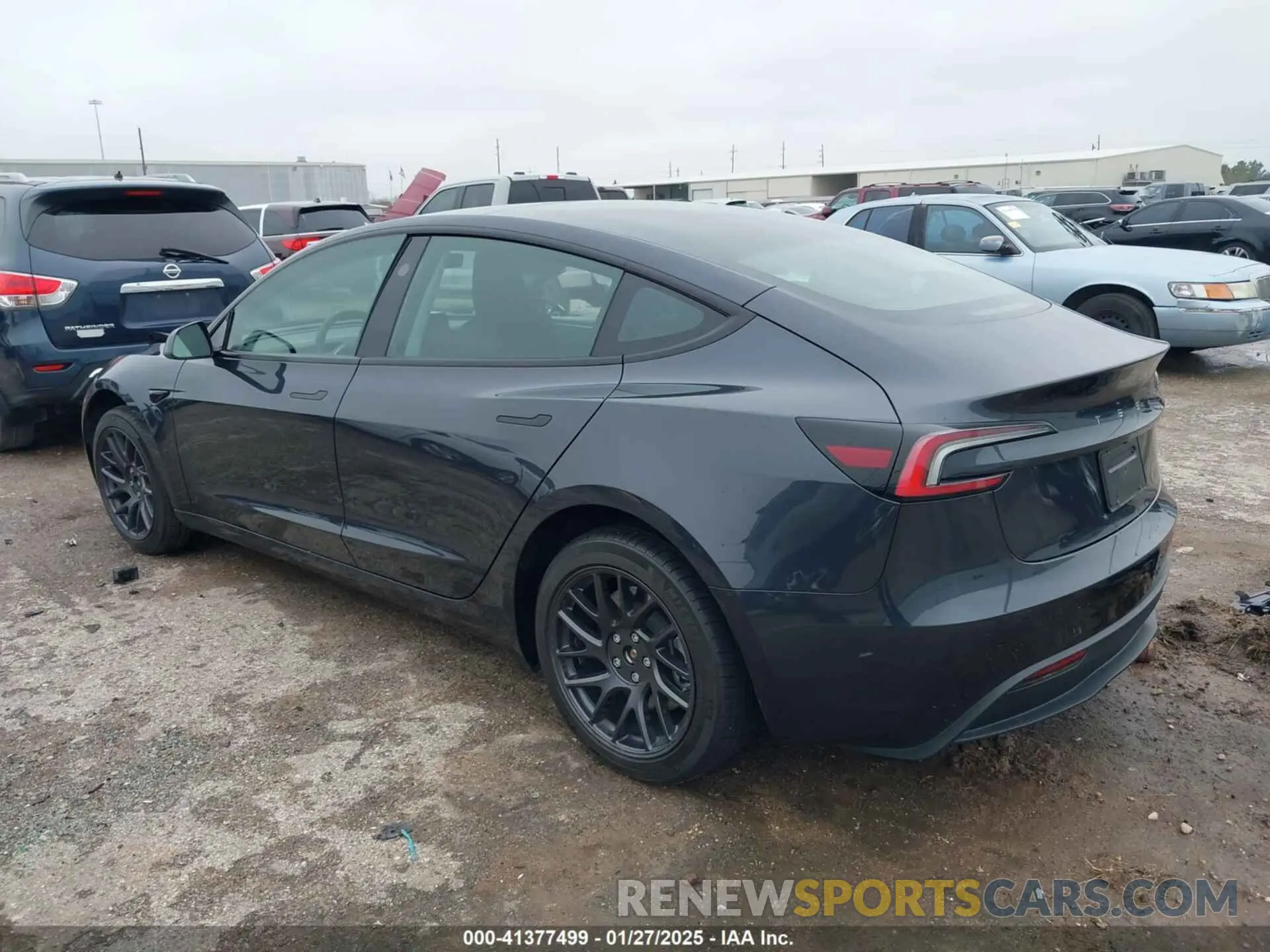3 fotografías del automóvil dañado 5YJ3E1EA6SF885539 TESLA MODEL 3 2025