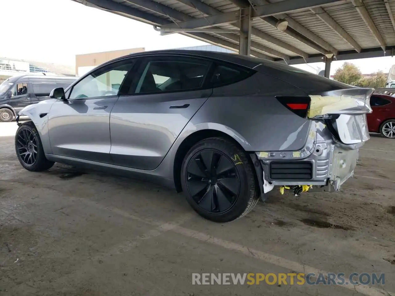 2 fotografías del automóvil dañado 5YJ3E1EA8SF880617 TESLA MODEL 3 2025