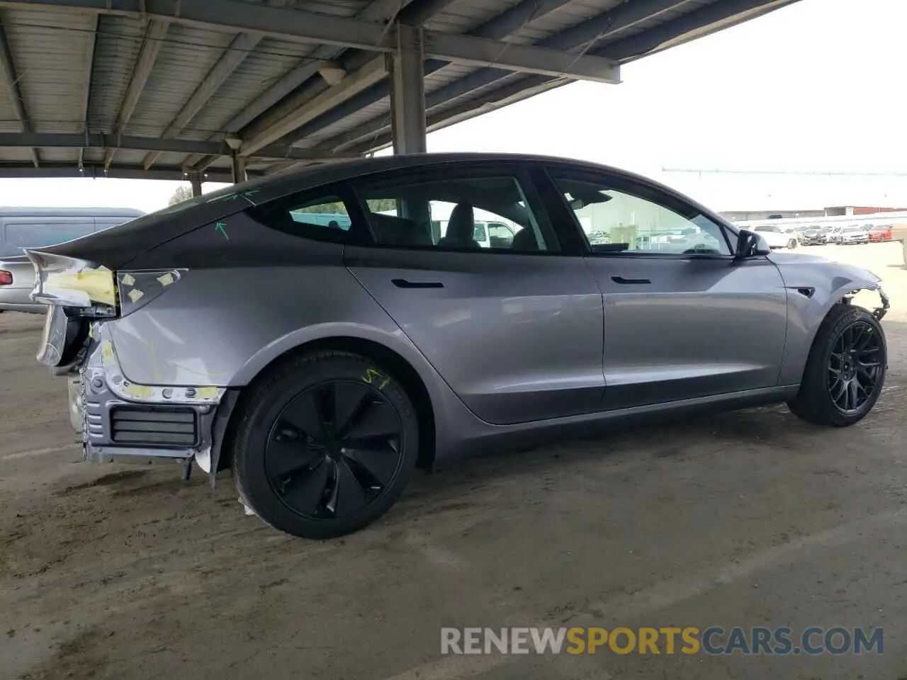 3 fotografías del automóvil dañado 5YJ3E1EA8SF880617 TESLA MODEL 3 2025