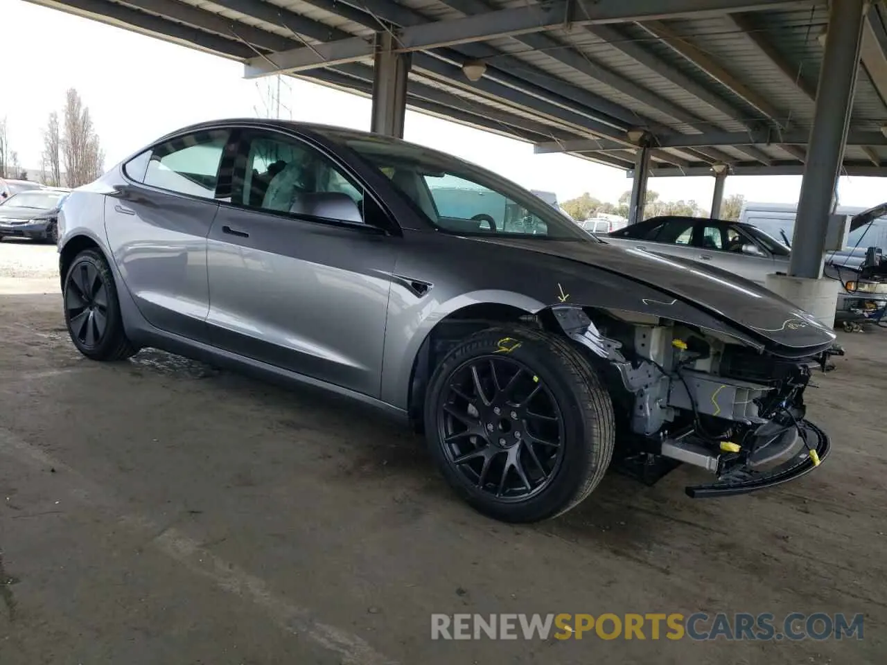 4 fotografías del automóvil dañado 5YJ3E1EA8SF880617 TESLA MODEL 3 2025
