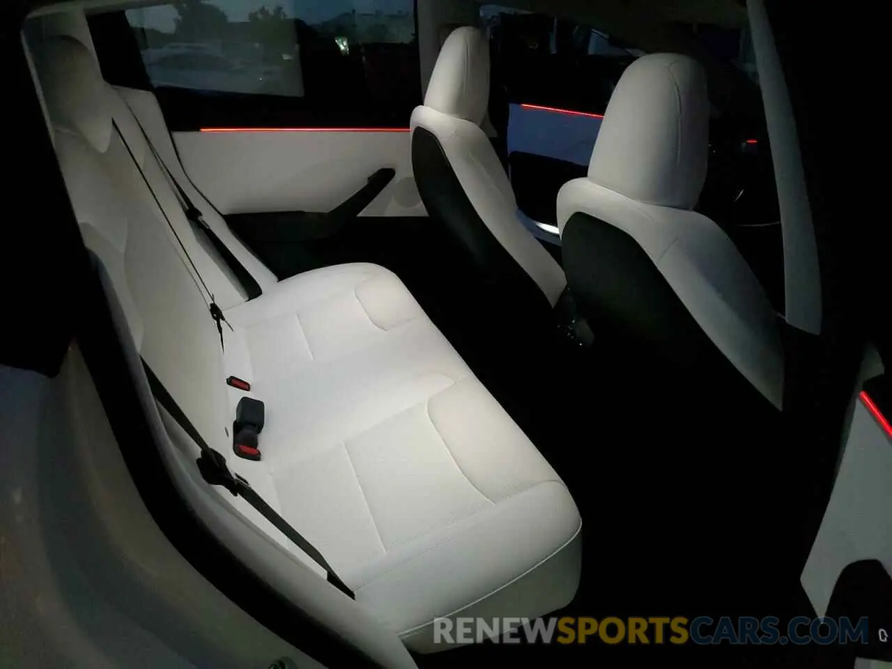 10 fotografías del automóvil dañado 5YJ3E1EA8SF889883 TESLA MODEL 3 2025