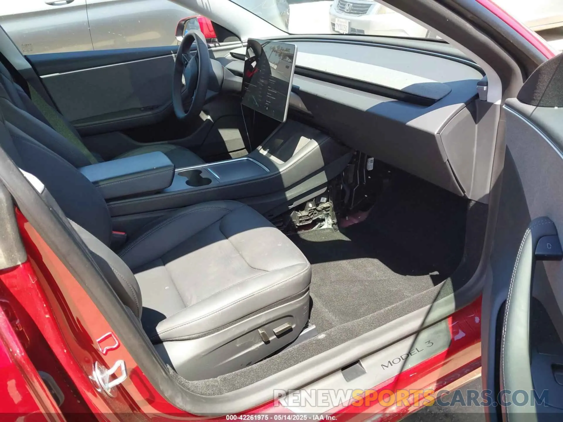 5 fotografías del automóvil dañado 5YJ3E1EA9SF914421 TESLA MODEL 3 2025