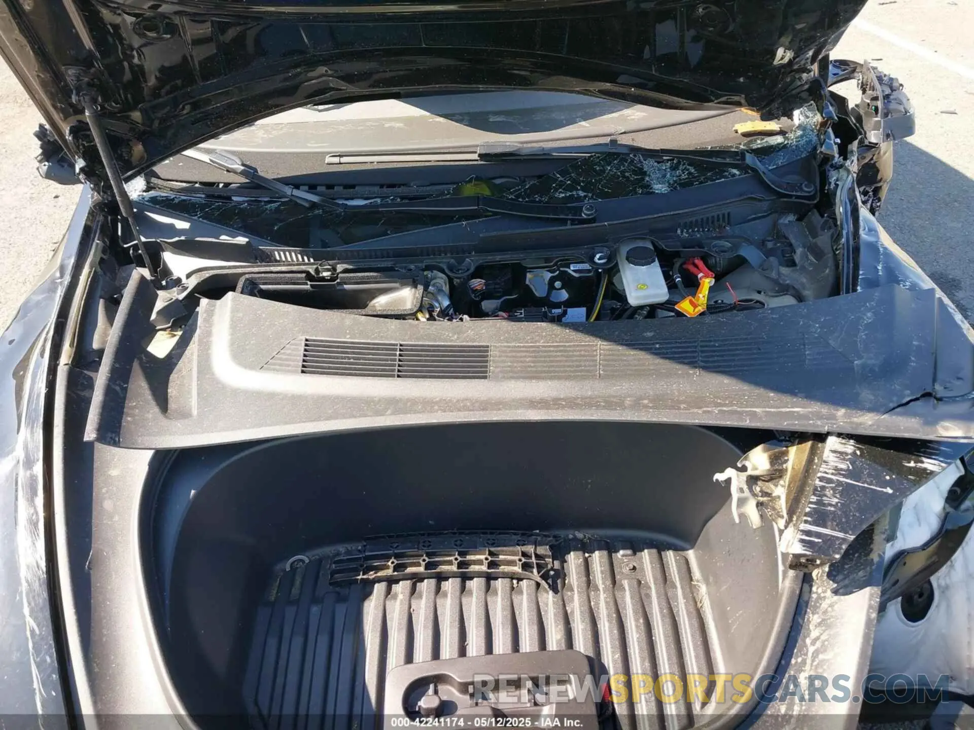 10 fotografías del automóvil dañado 5YJ3E1EAXSF927128 TESLA MODEL 3 2025