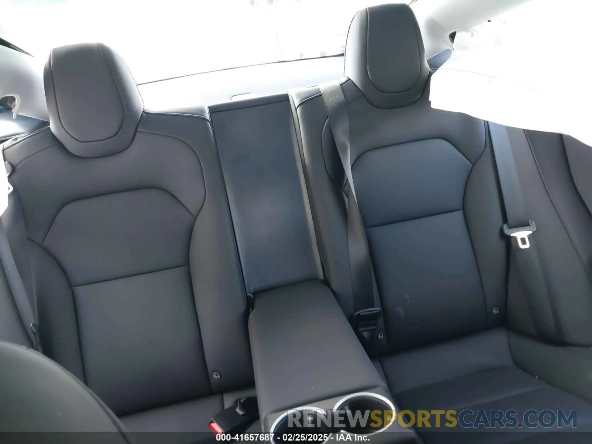 8 fotografías del automóvil dañado 5YJ3E1EAXSF932832 TESLA MODEL 3 2025