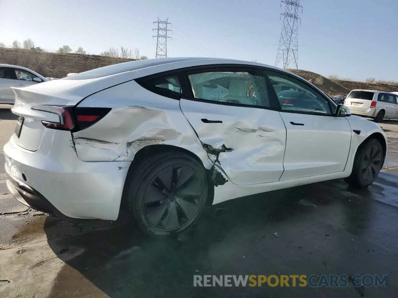 3 fotografías del automóvil dañado 5YJ3E1EAXSF935004 TESLA MODEL 3 2025