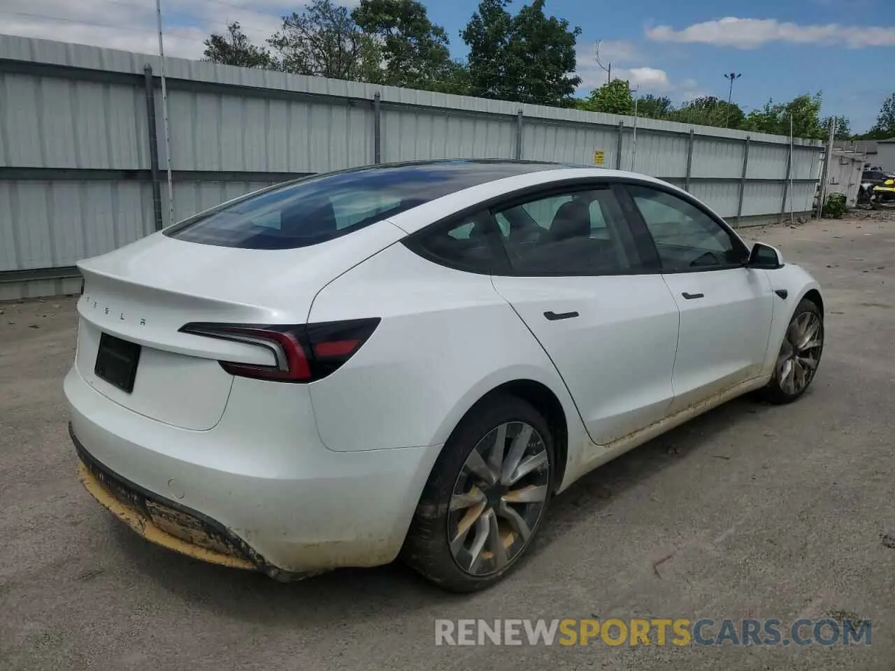 3 fotografías del automóvil dañado 5YJ3E1EAXSF971341 TESLA MODEL 3 2025