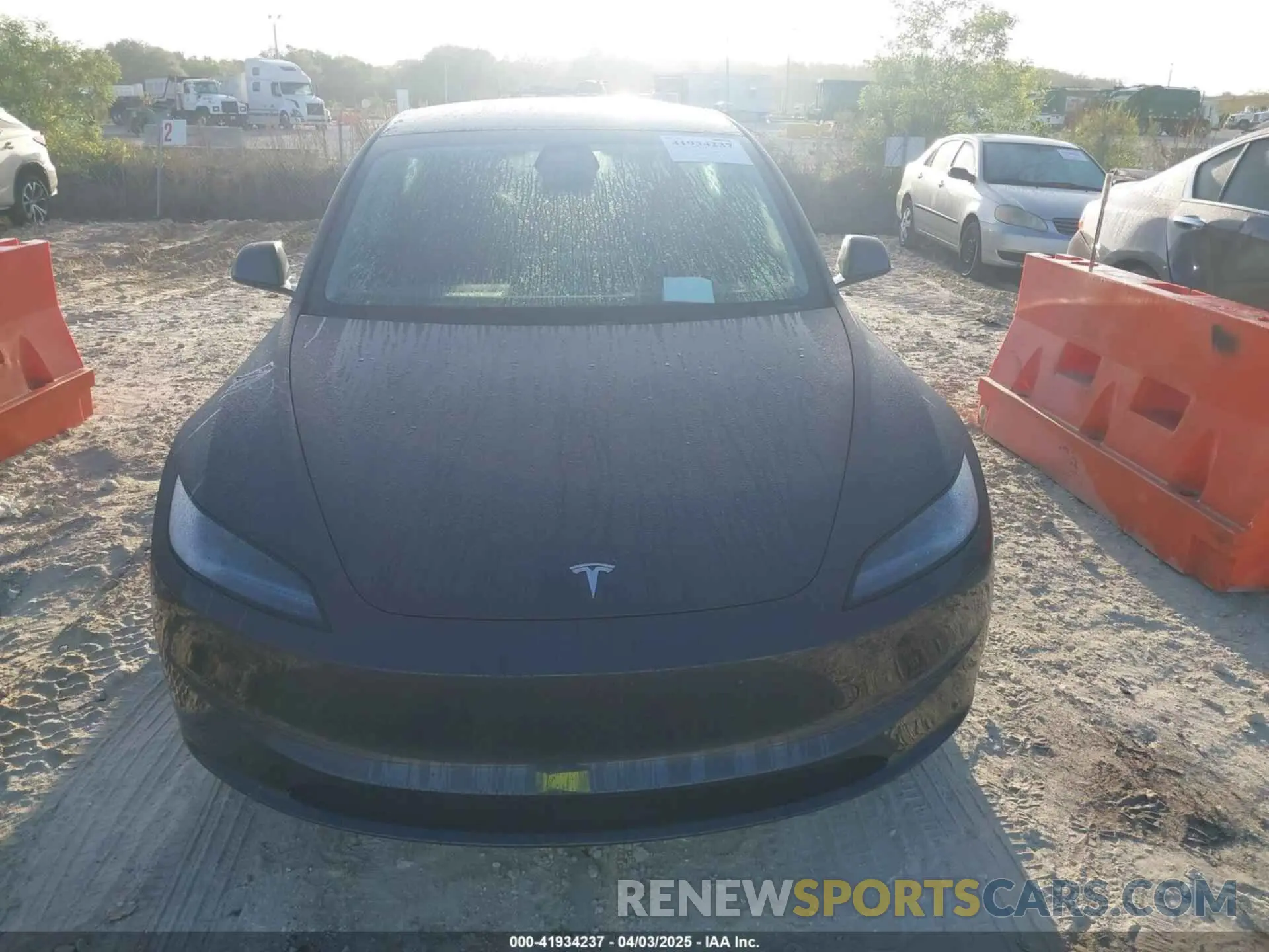6 fotografías del automóvil dañado 5YJ3E1EAXSF974949 TESLA MODEL 3 2025