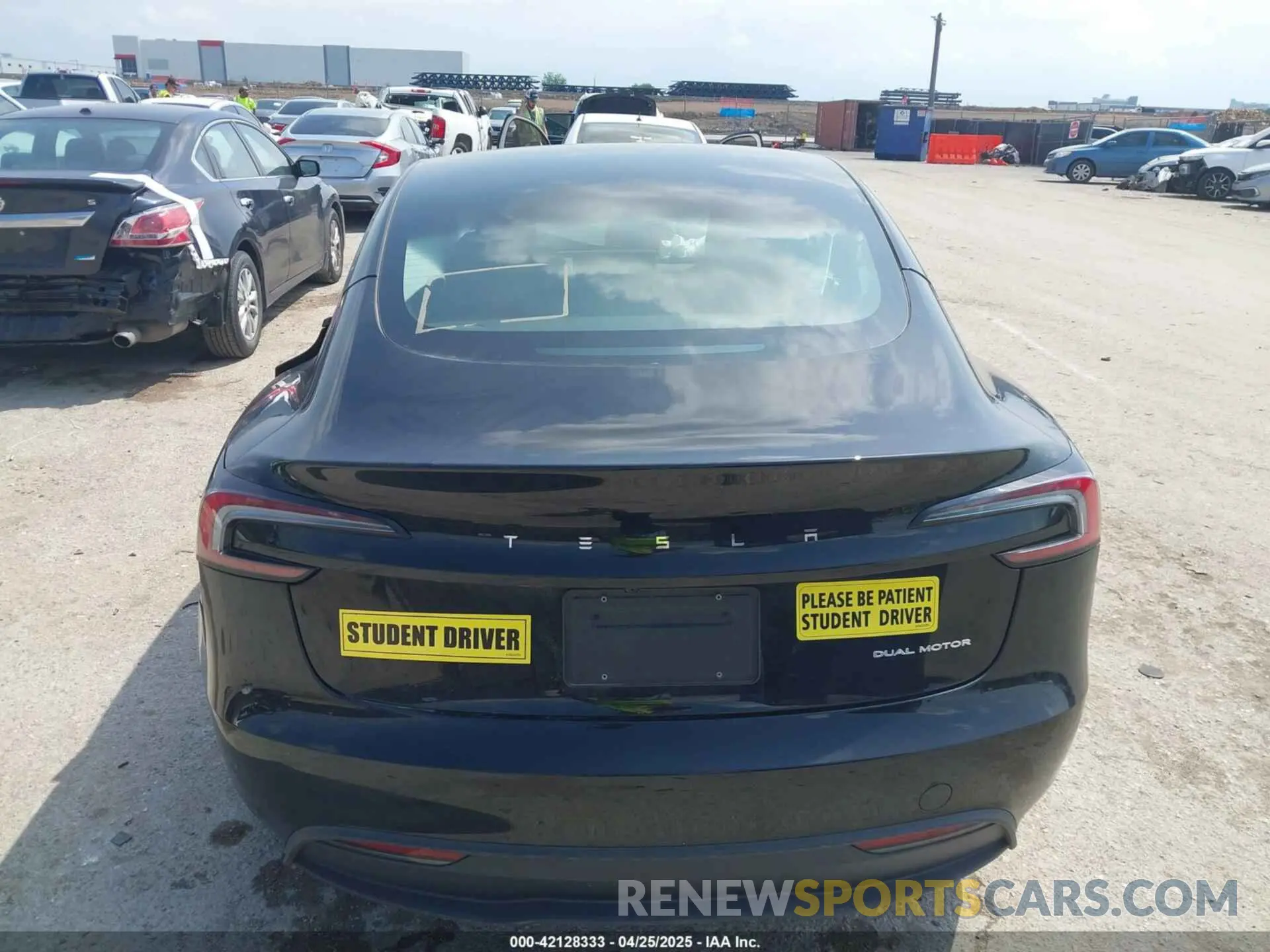 15 fotografías del automóvil dañado 5YJ3E1EB0SF919659 TESLA MODEL 3 2025