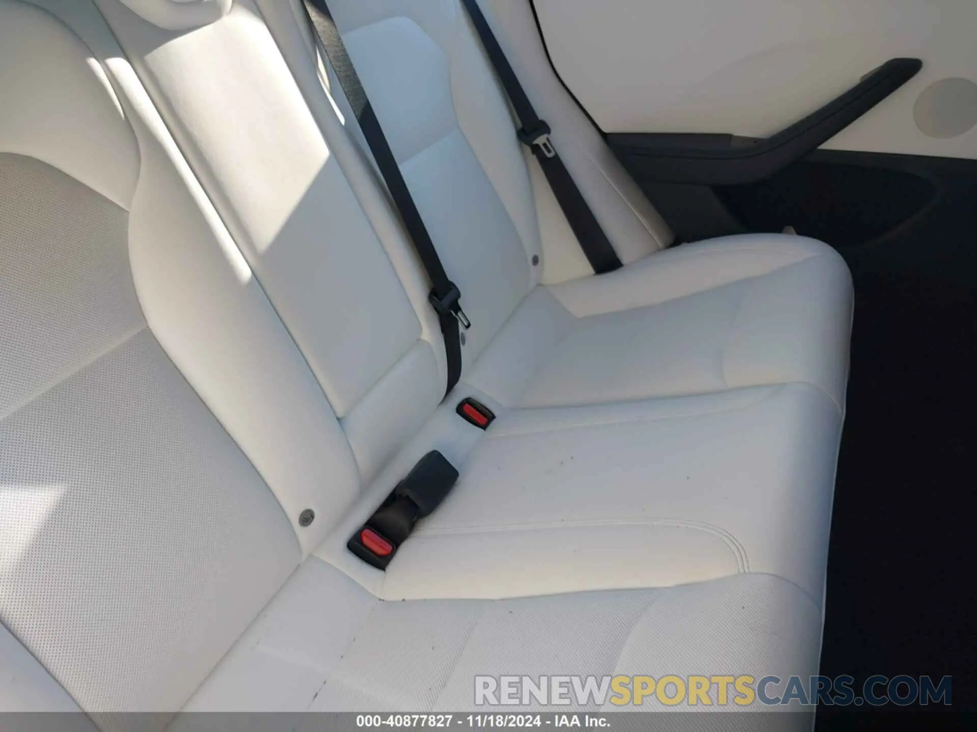 8 fotografías del automóvil dañado 5YJ3E1EB2SF875728 TESLA MODEL 3 2025
