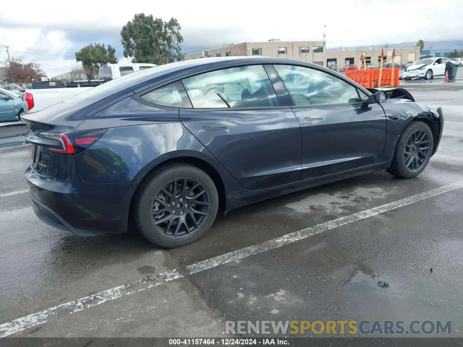 4 fotografías del automóvil dañado 5YJ3E1EB4SF874936 TESLA MODEL 3 2025