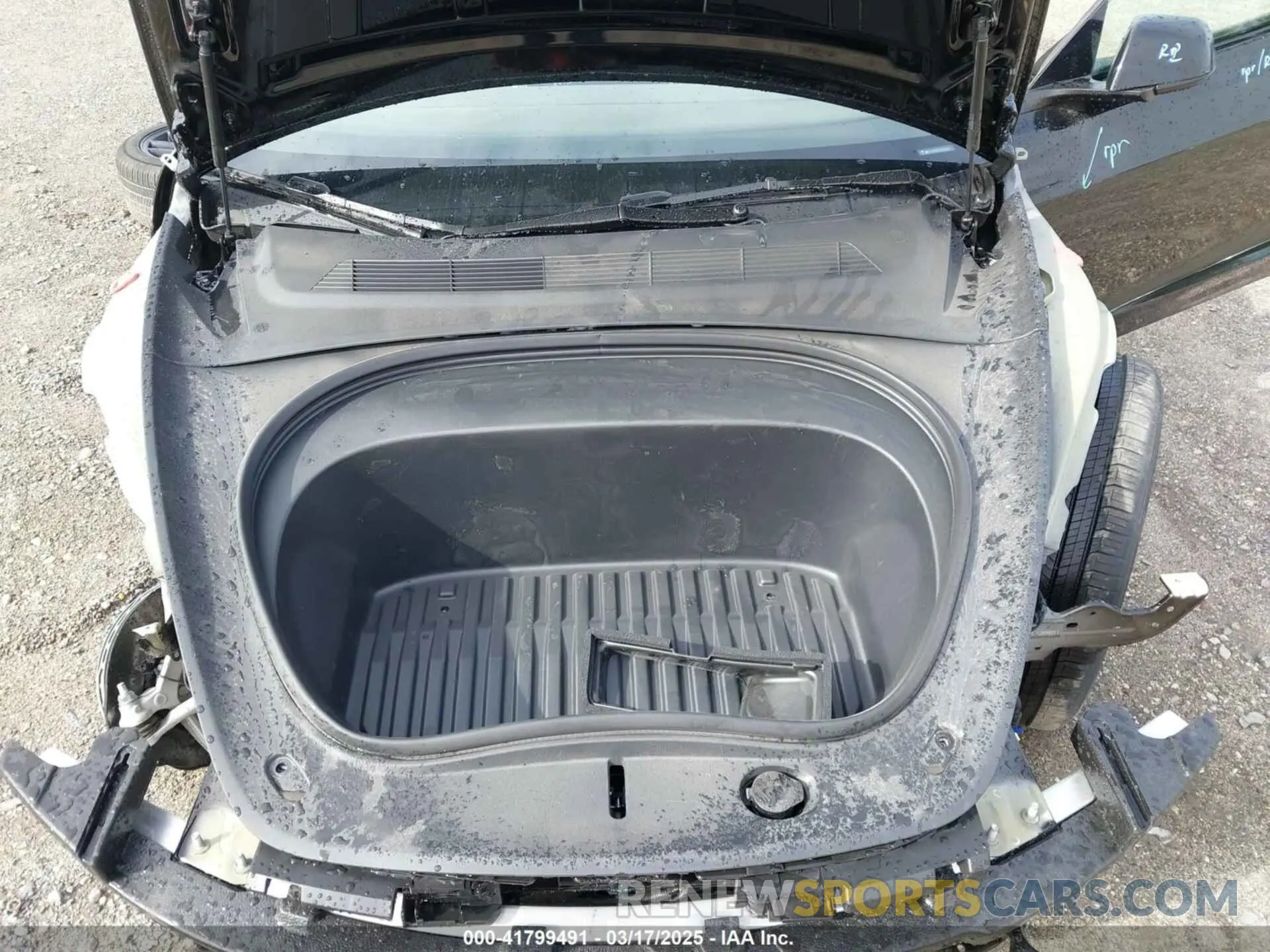 10 fotografías del automóvil dañado 5YJ3E1EB4SF938120 TESLA MODEL 3 2025