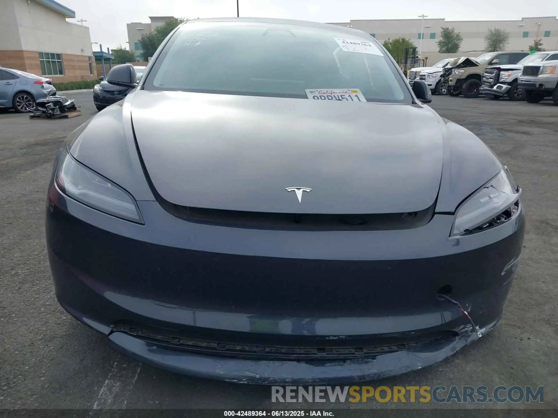 12 fotografías del automóvil dañado 5YJ3E1EB5SF881992 TESLA MODEL 3 2025