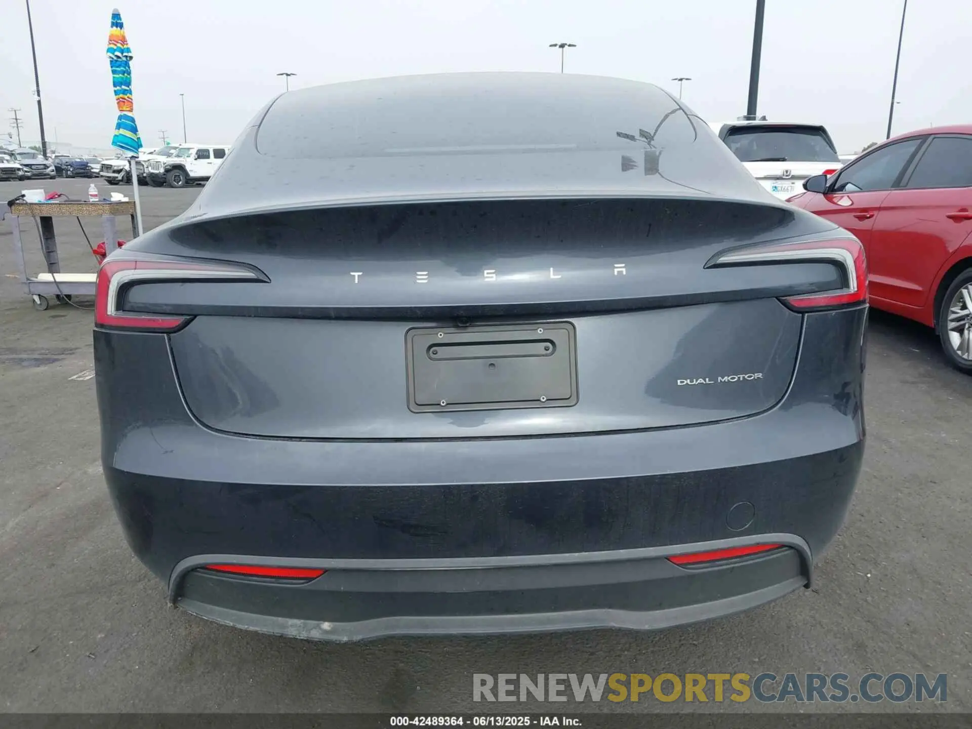 16 fotografías del automóvil dañado 5YJ3E1EB5SF881992 TESLA MODEL 3 2025