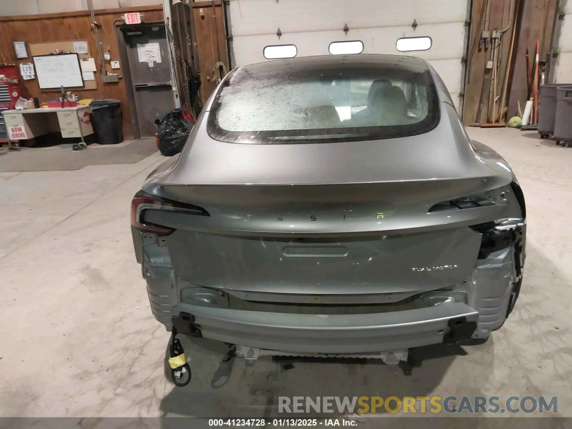 15 fotografías del automóvil dañado 5YJ3E1EB5SF883600 TESLA MODEL 3 2025