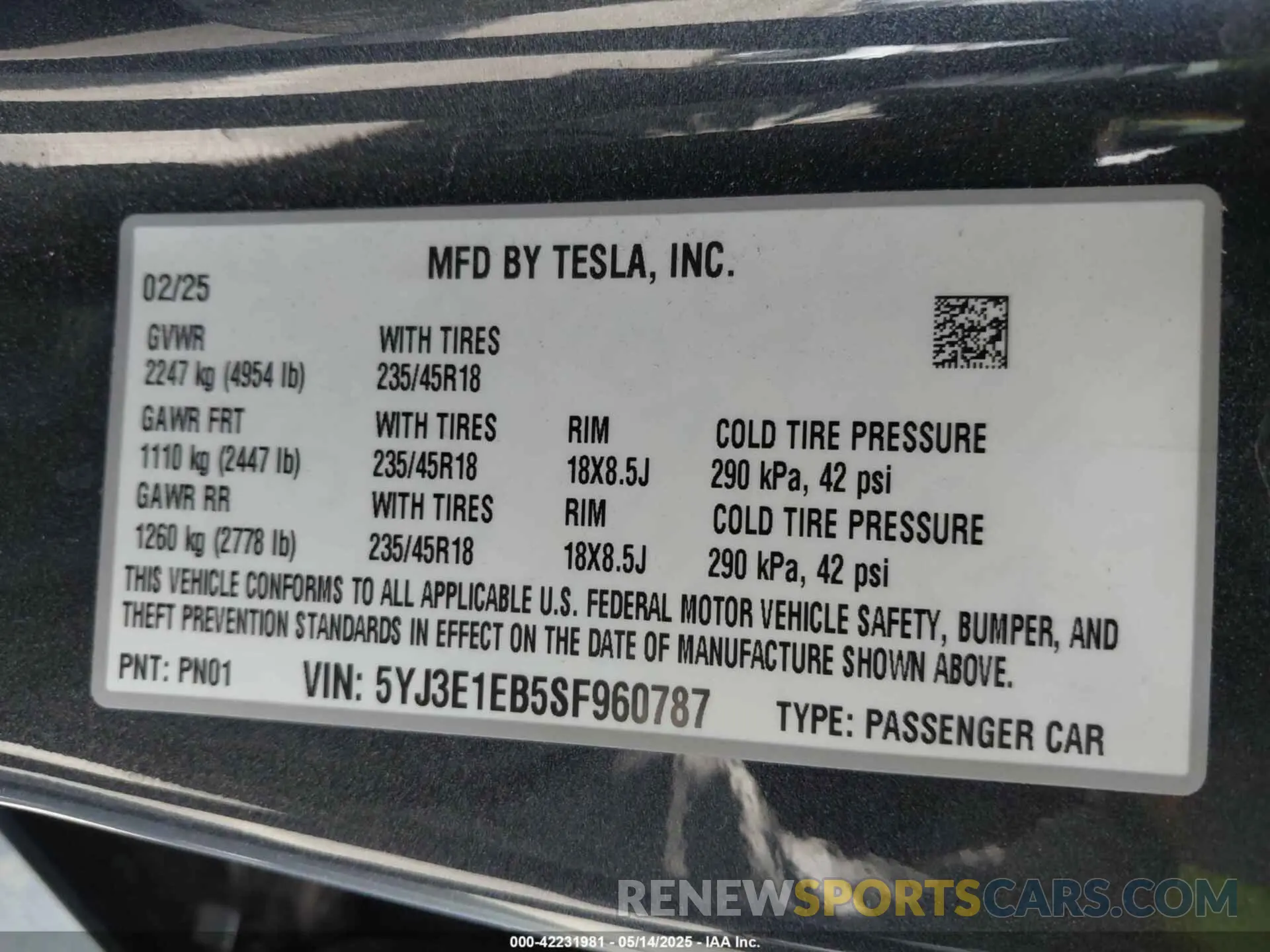 9 fotografías del automóvil dañado 5YJ3E1EB5SF960787 TESLA MODEL 3 2025