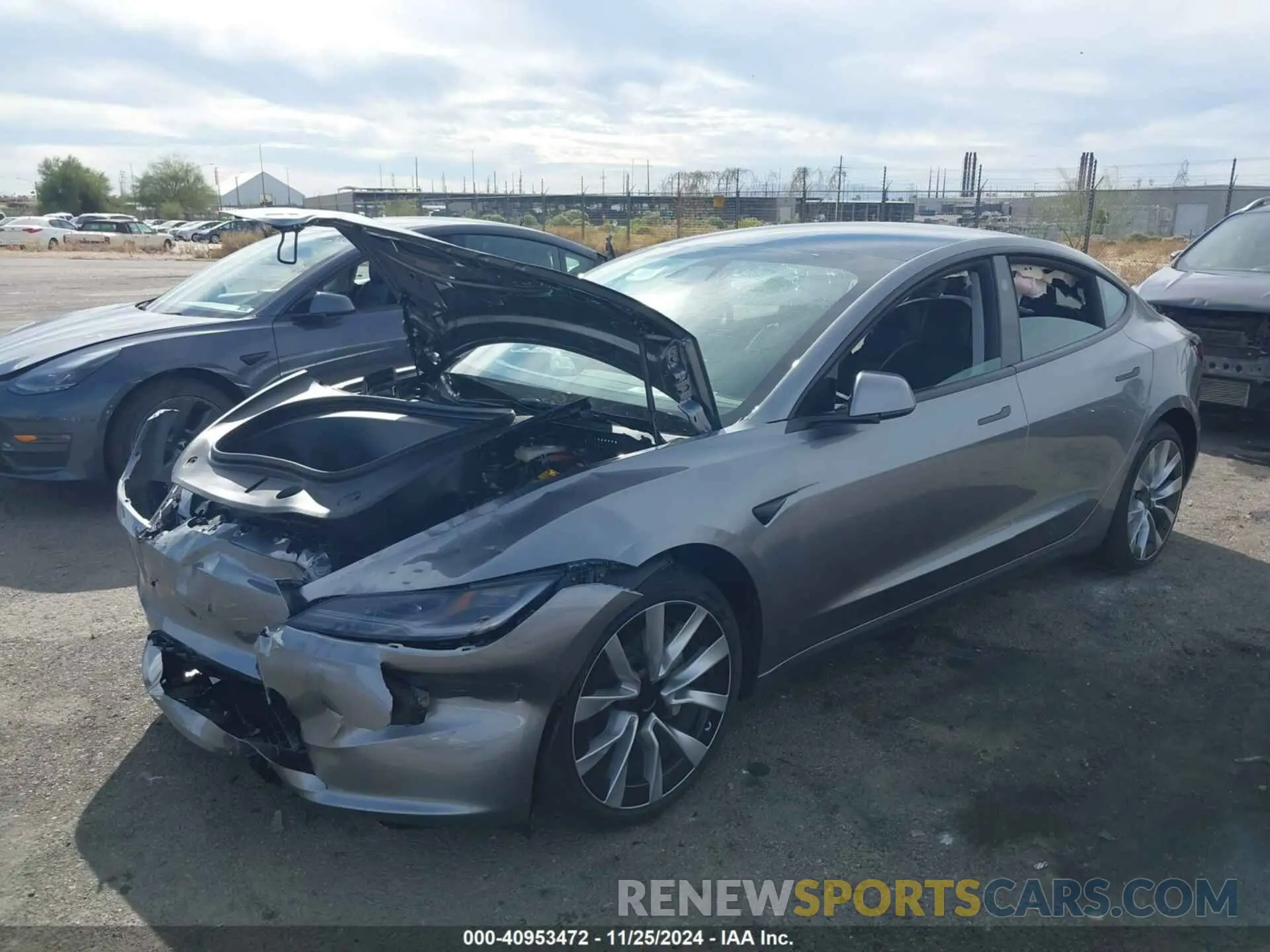 2 fotografías del automóvil dañado 5YJ3E1EB8SF896423 TESLA MODEL 3 2025