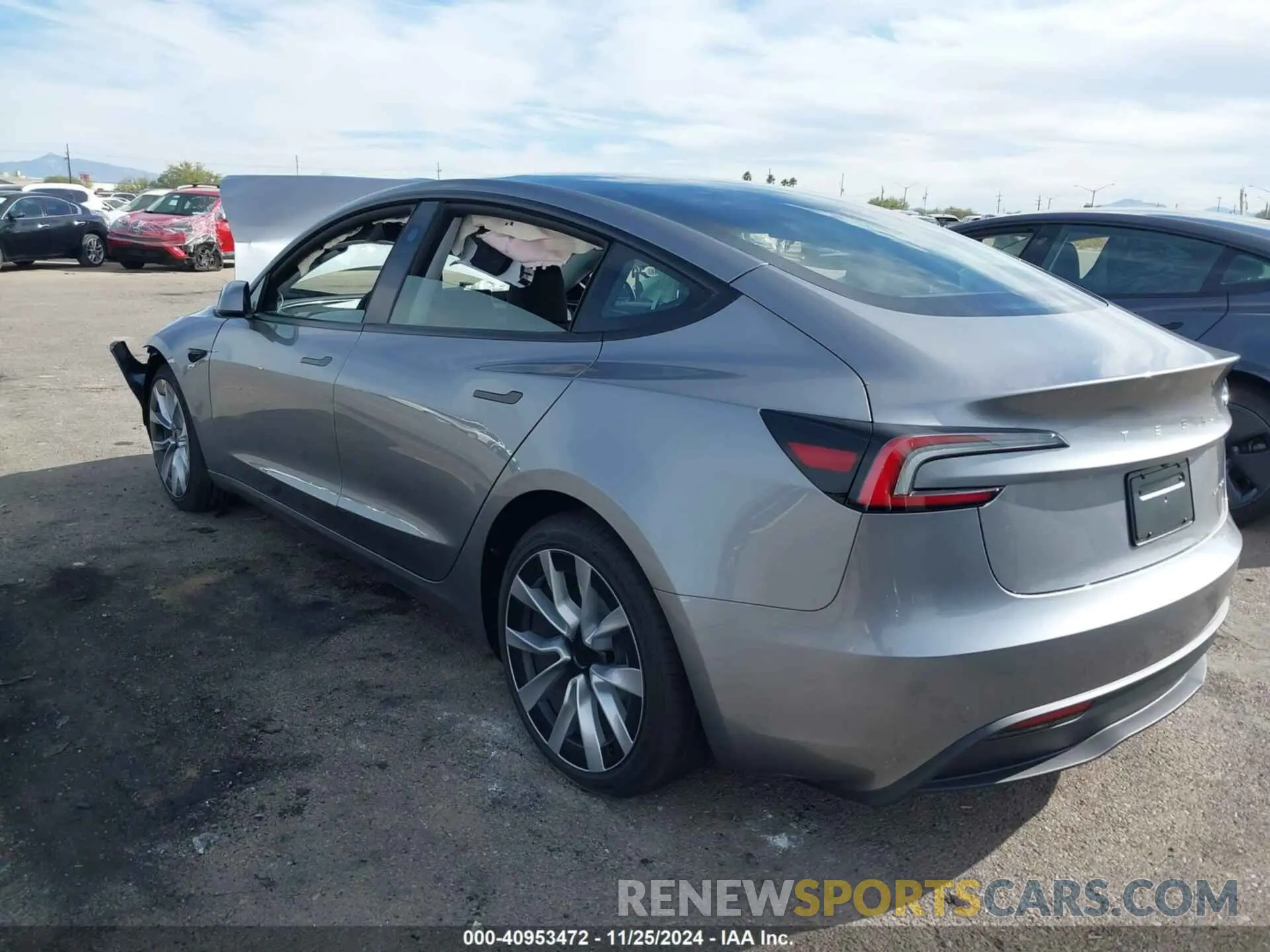 3 fotografías del automóvil dañado 5YJ3E1EB8SF896423 TESLA MODEL 3 2025