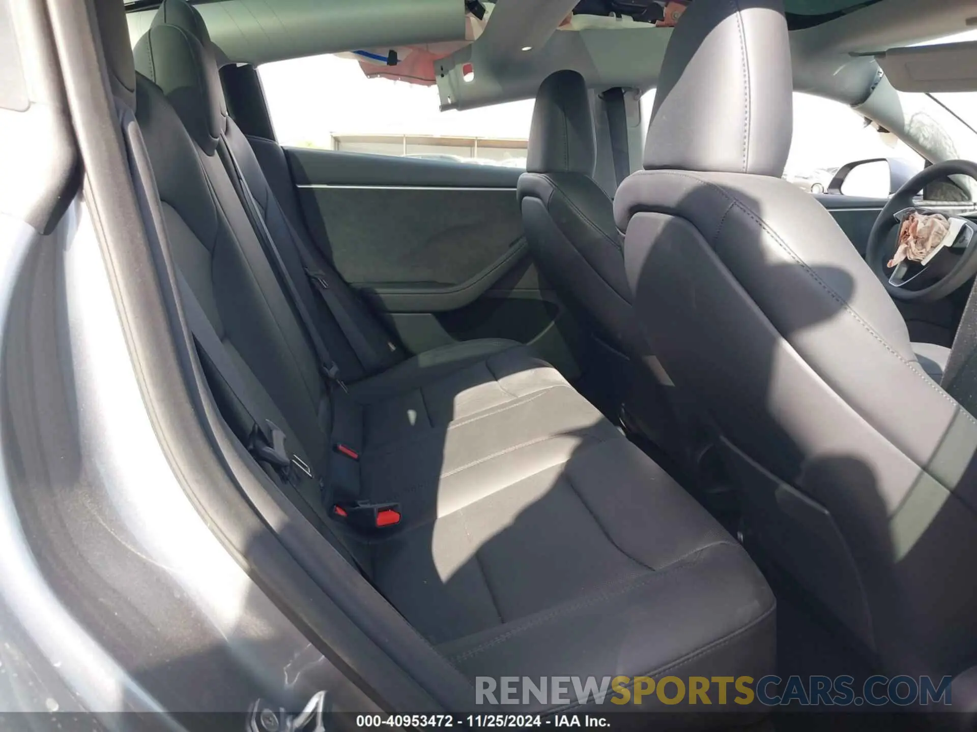 8 fotografías del automóvil dañado 5YJ3E1EB8SF896423 TESLA MODEL 3 2025