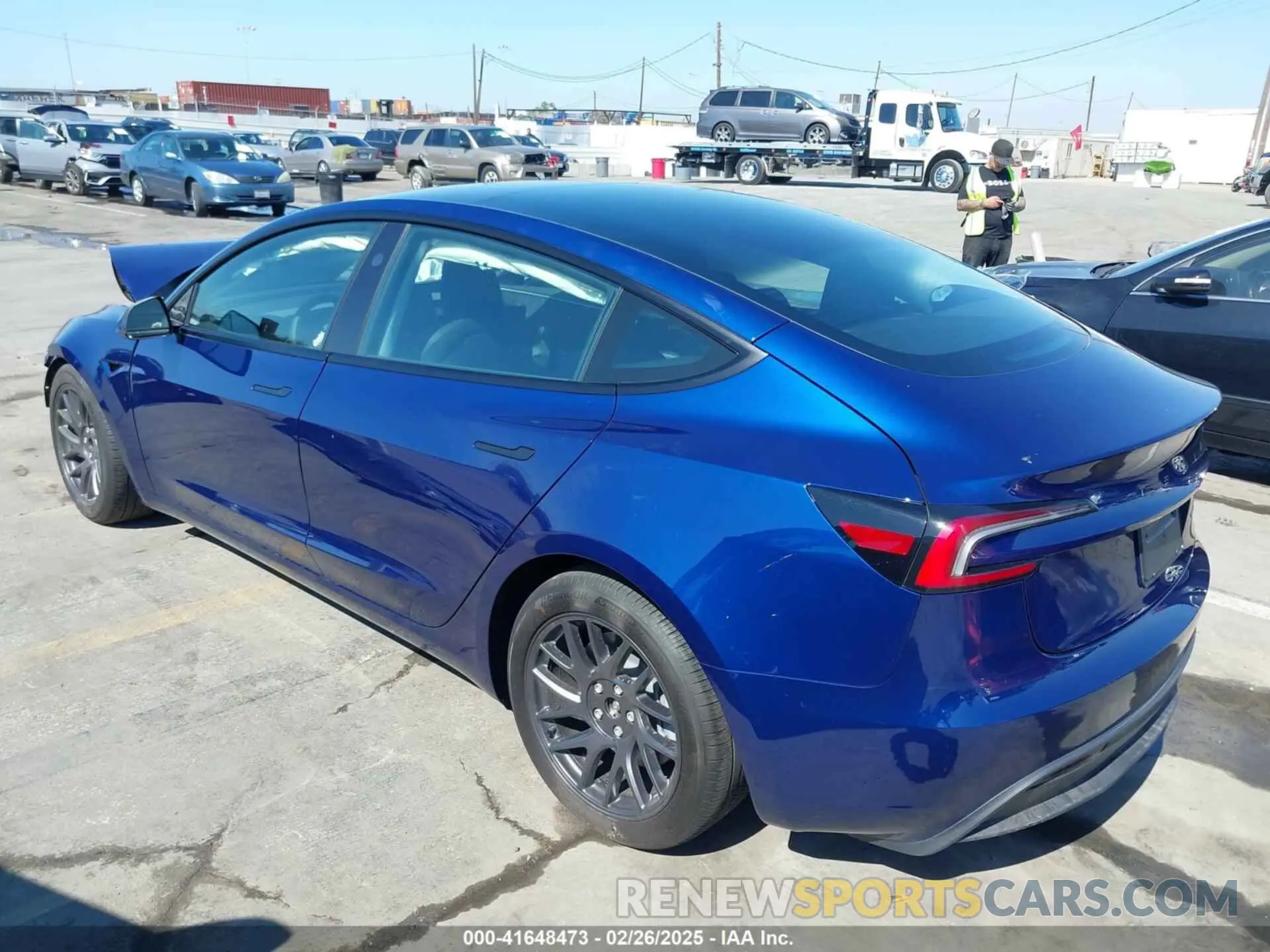 3 fotografías del automóvil dañado 5YJ3E1EB9SF886175 TESLA MODEL 3 2025