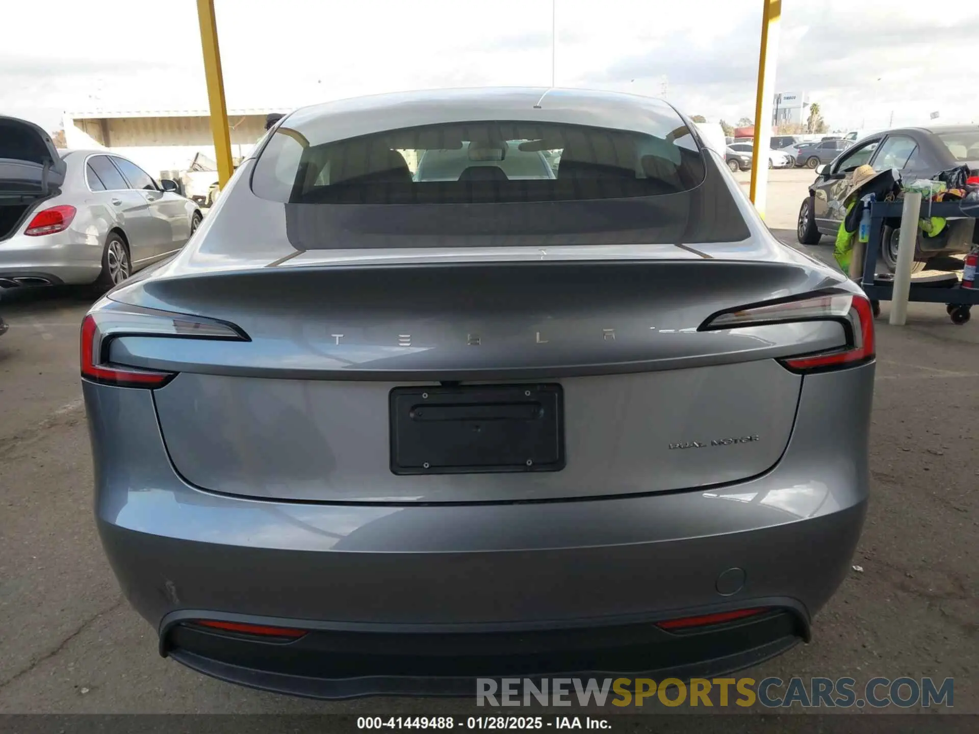 15 fotografías del automóvil dañado 5YJ3E1EBXSF912475 TESLA MODEL 3 2025