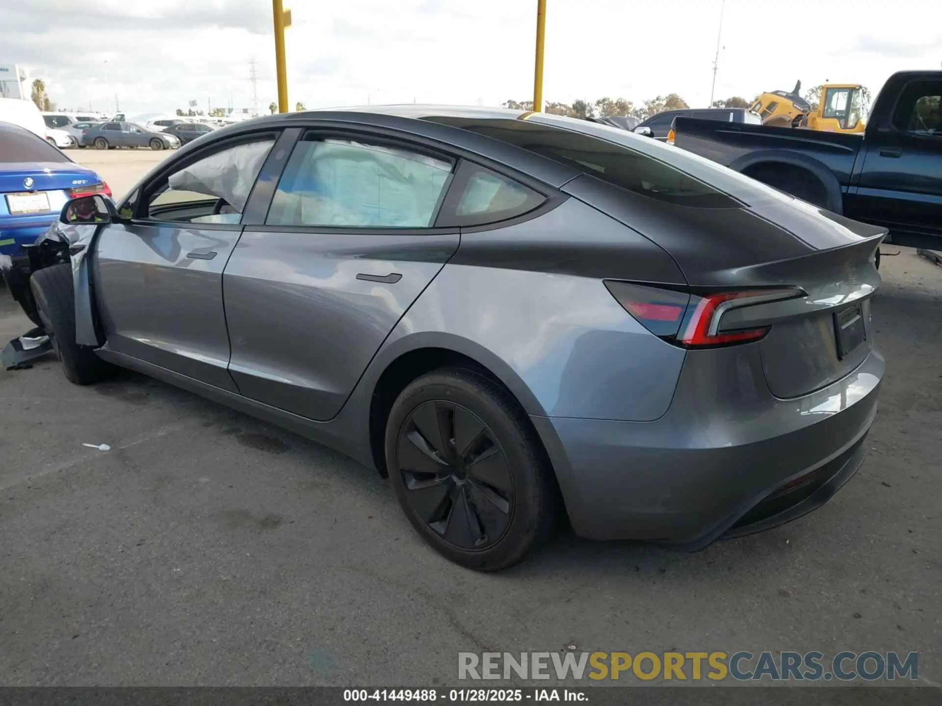3 fotografías del automóvil dañado 5YJ3E1EBXSF912475 TESLA MODEL 3 2025