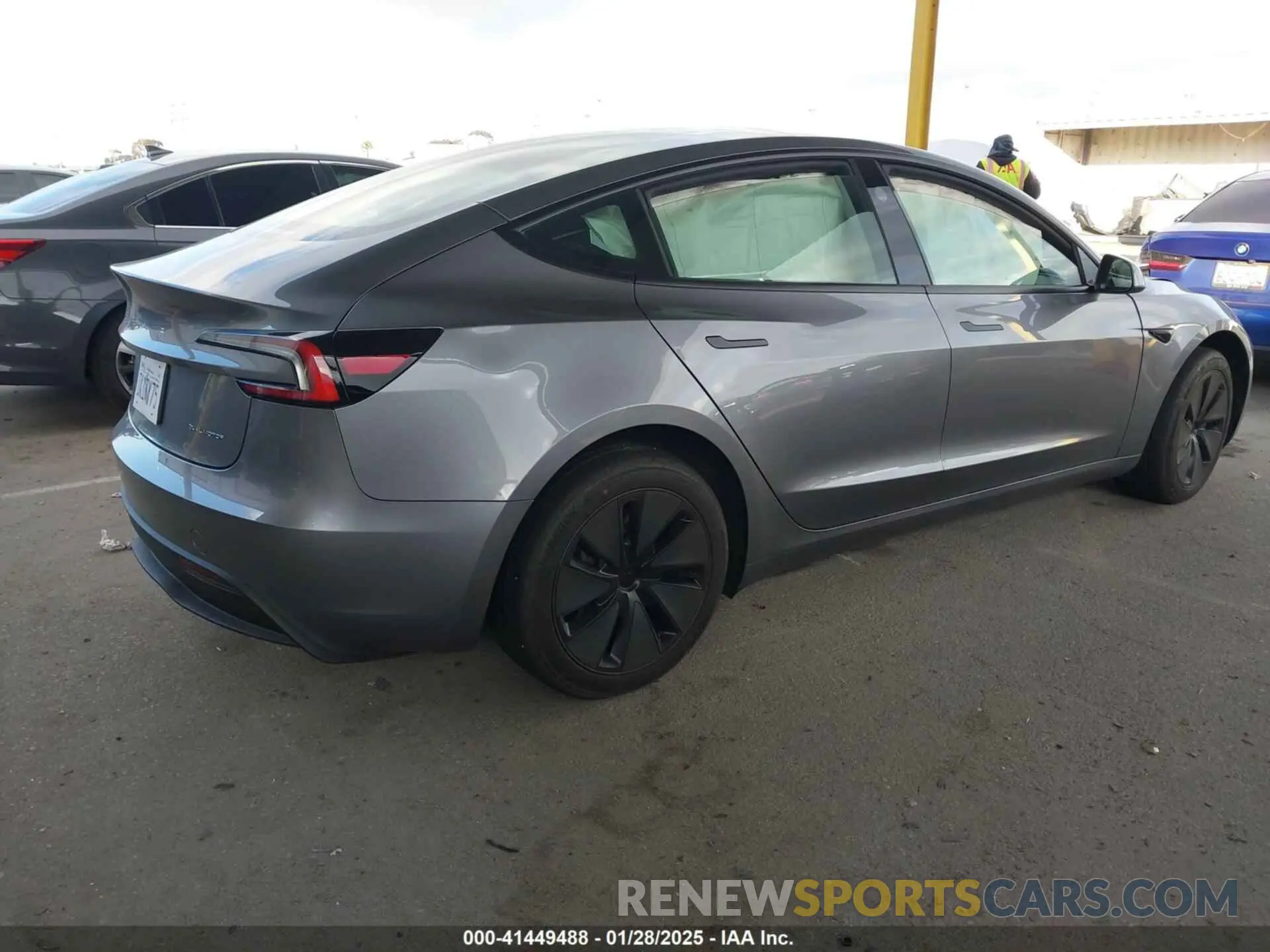 4 fotografías del automóvil dañado 5YJ3E1EBXSF912475 TESLA MODEL 3 2025